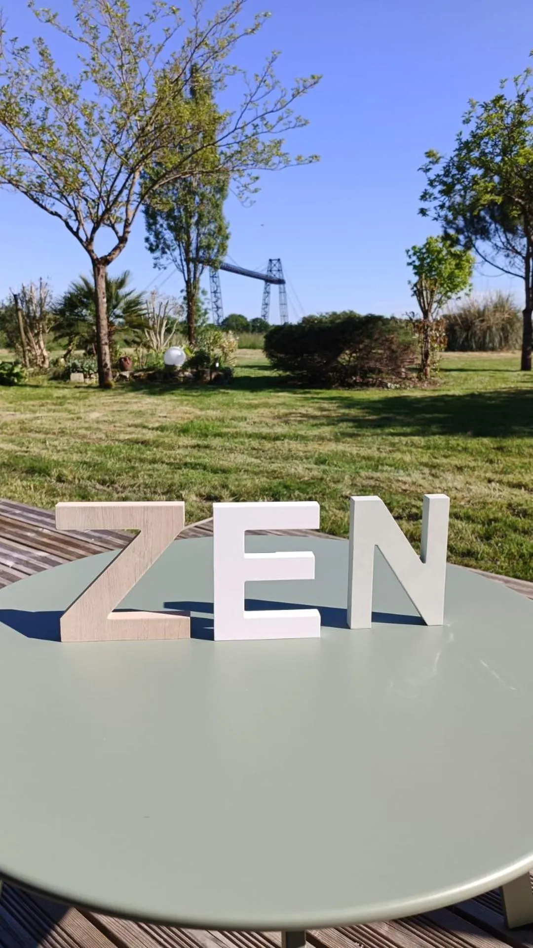 Garden in Hôtel-Restaurant La Belle Poule -