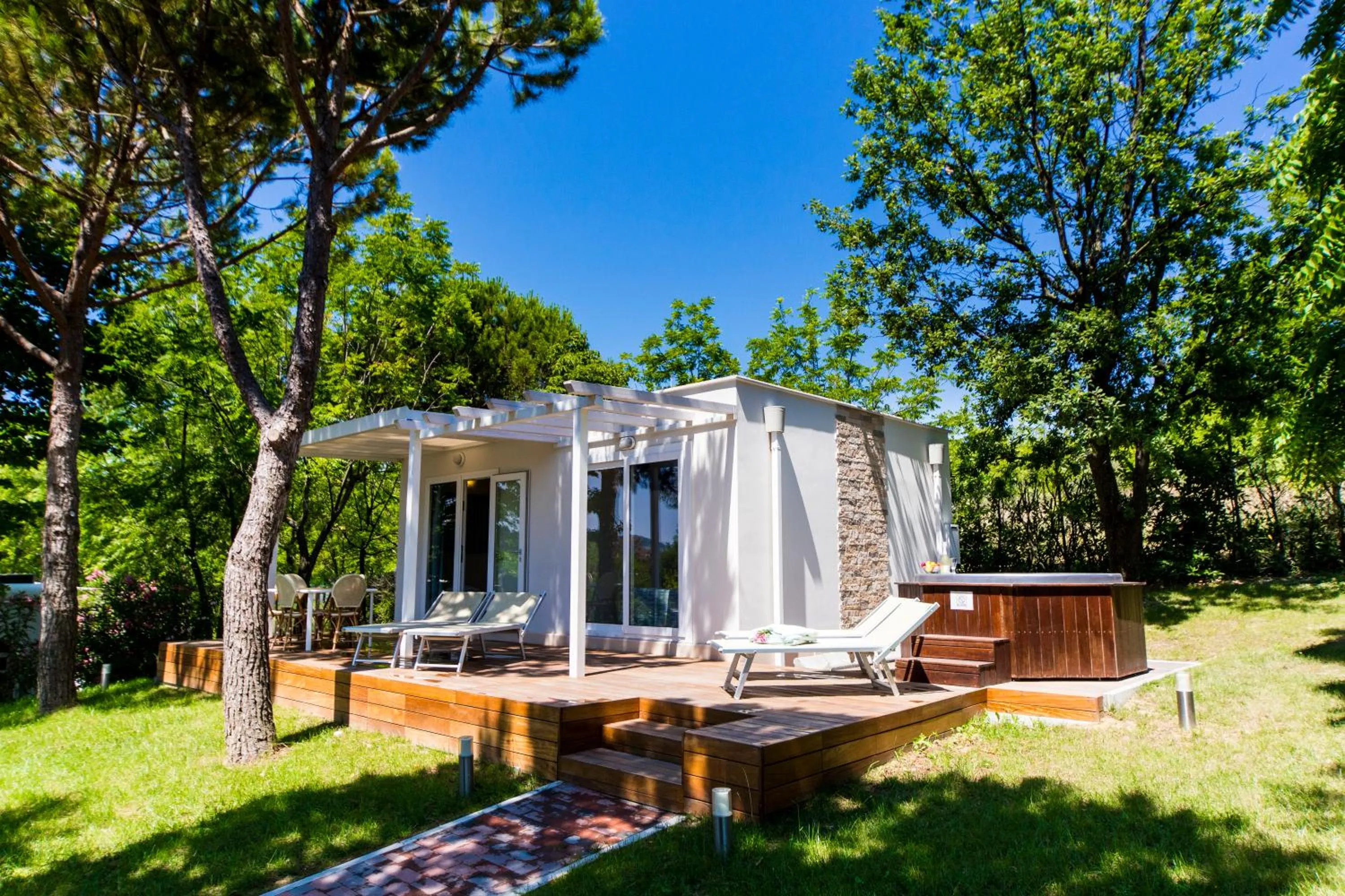 Property building in Villaggio La Pescaccia