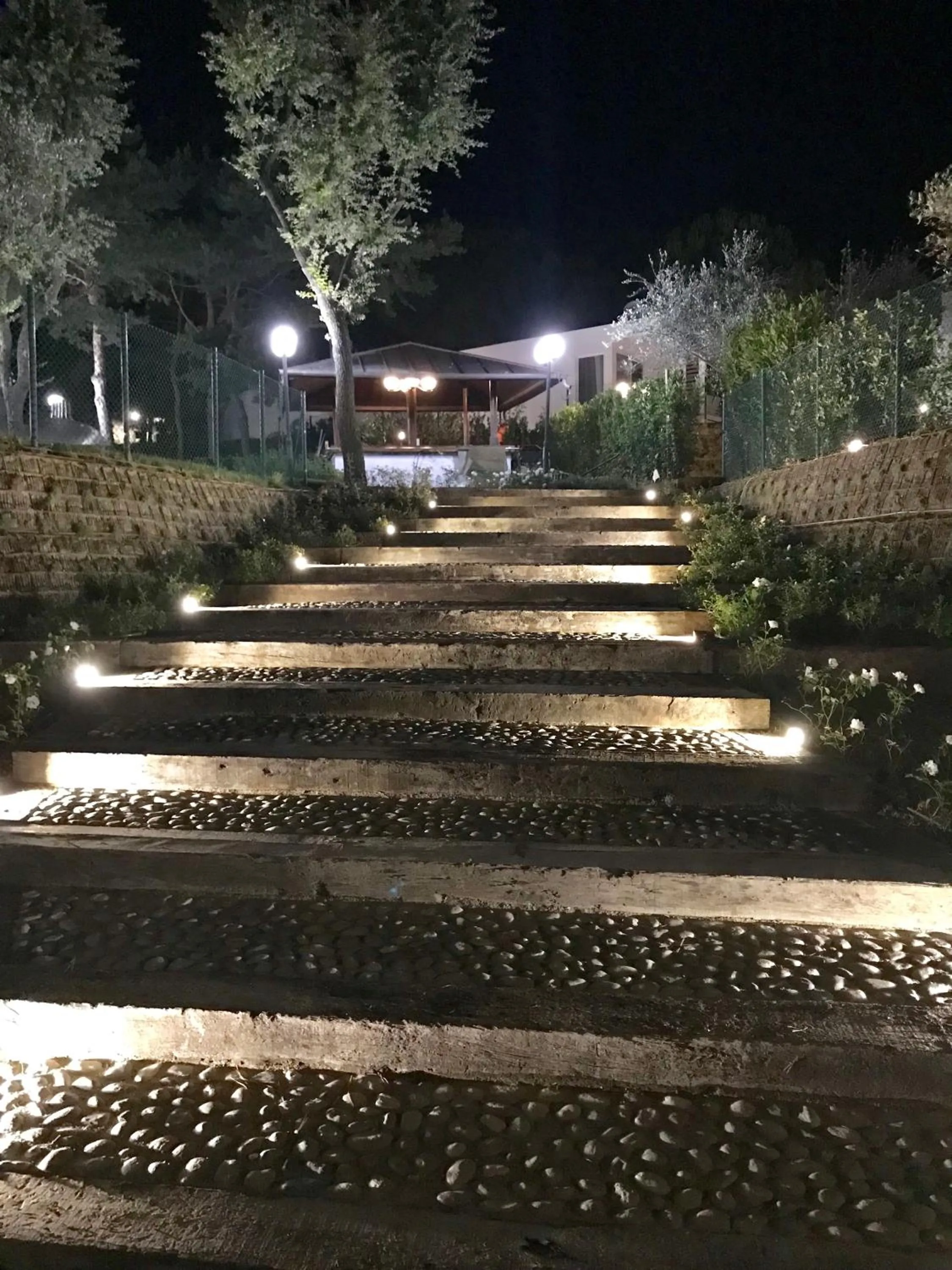 Night in Villaggio La Pescaccia