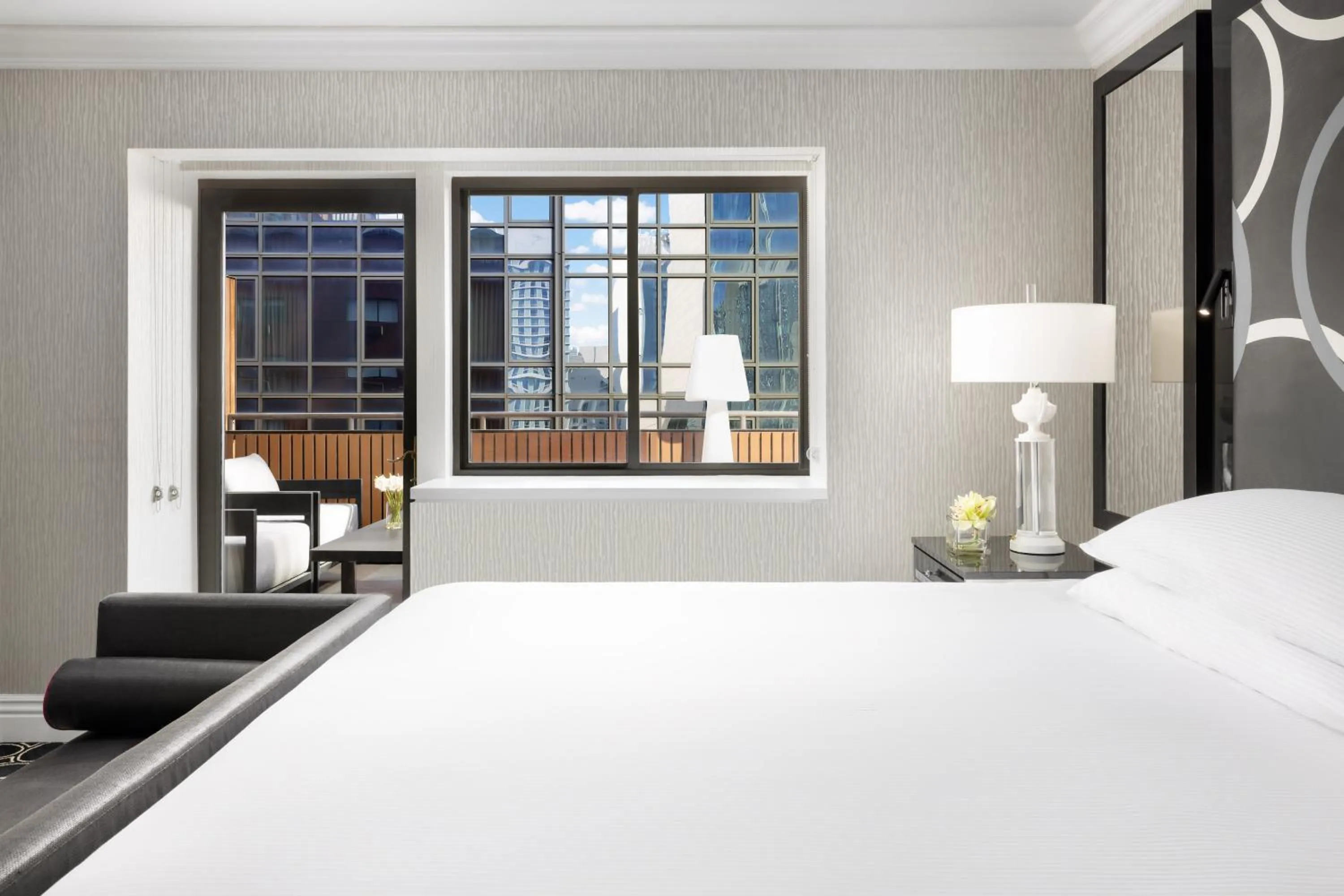 Balcony/Terrace, Bed in The Muse New York