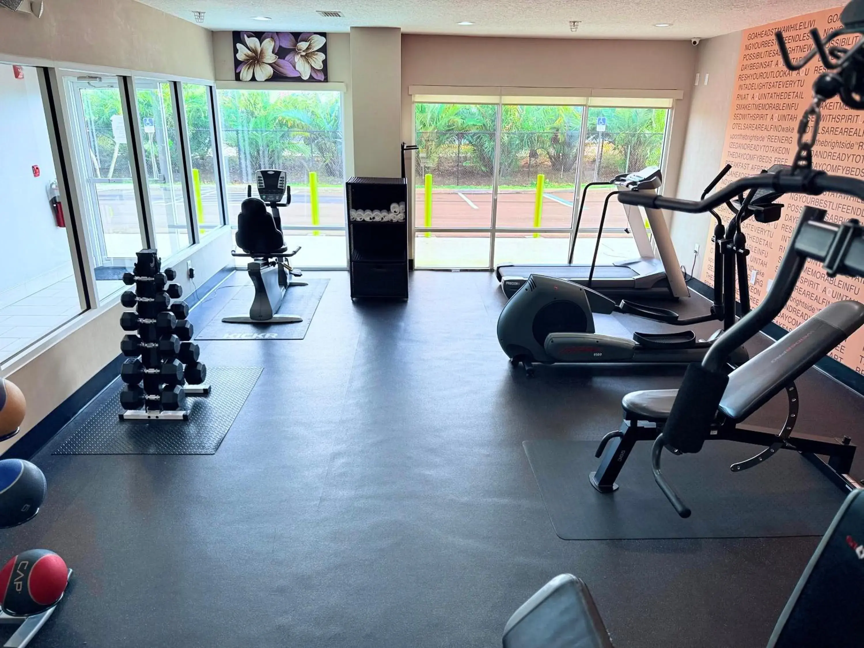 Fitness centre/facilities in La Quinta by Wyndham Orlando Universal area - Free Shuttle to Universal Fitness centre/facilities in La Quinta by Wyndham Orlando Universal area - Free Shuttle to Universal