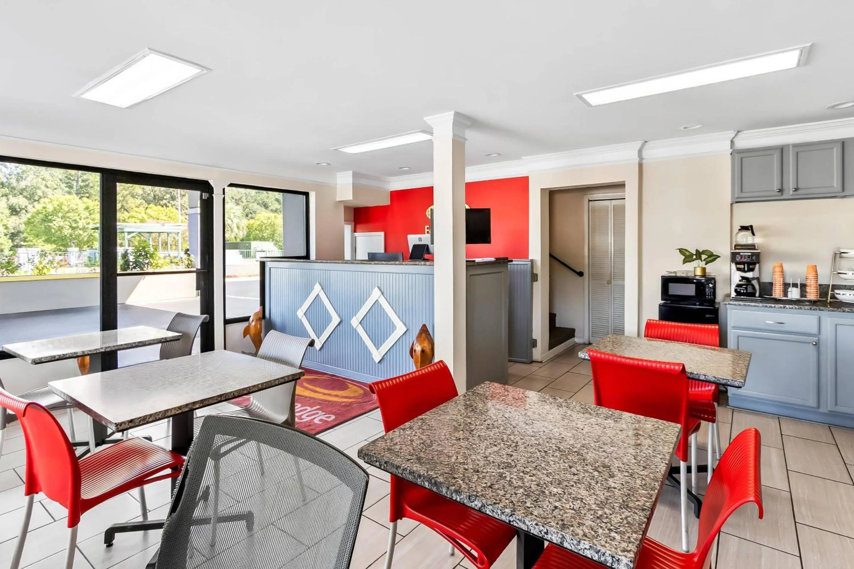 Lobby or reception in Econo Lodge