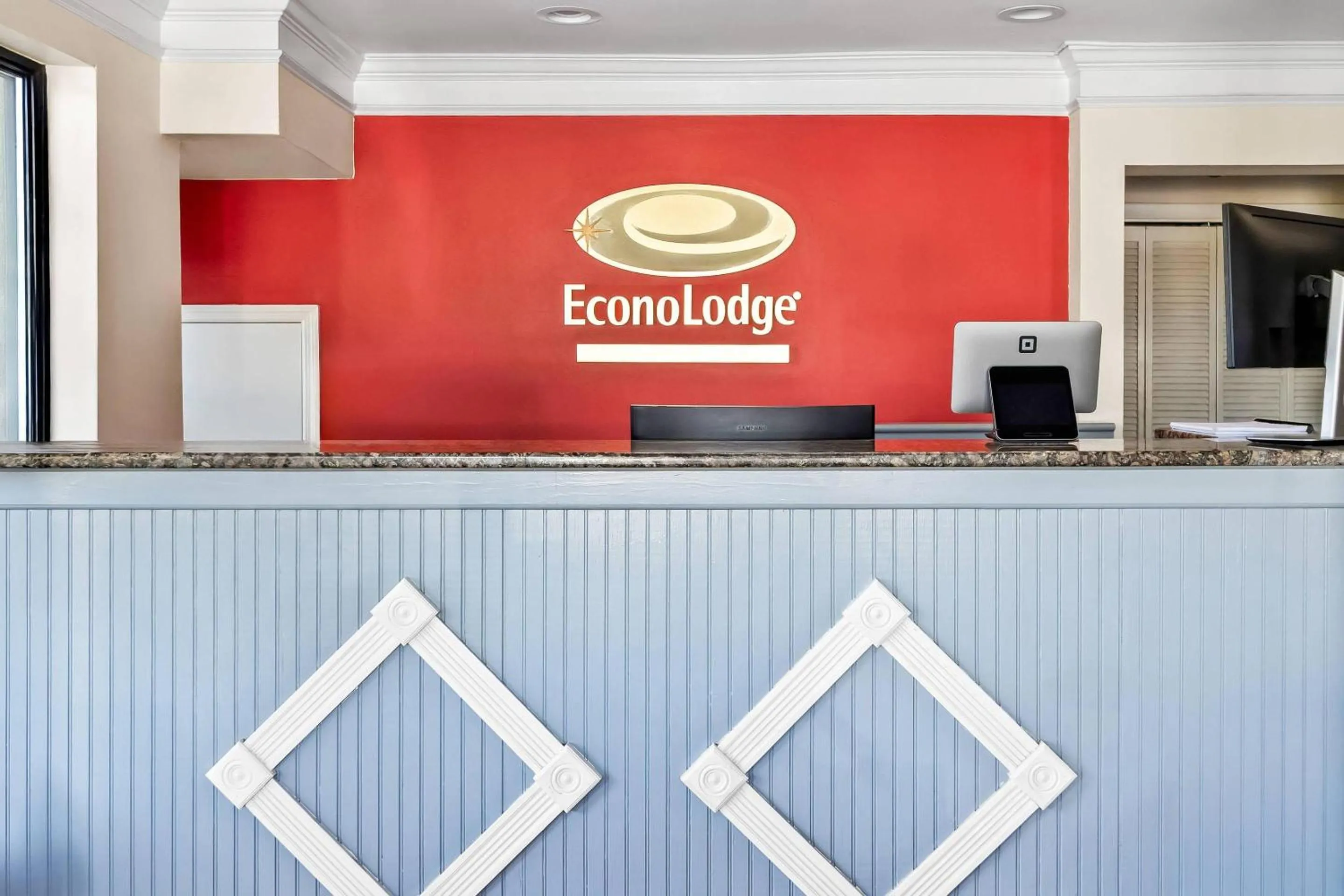 Lobby or reception in Econo Lodge