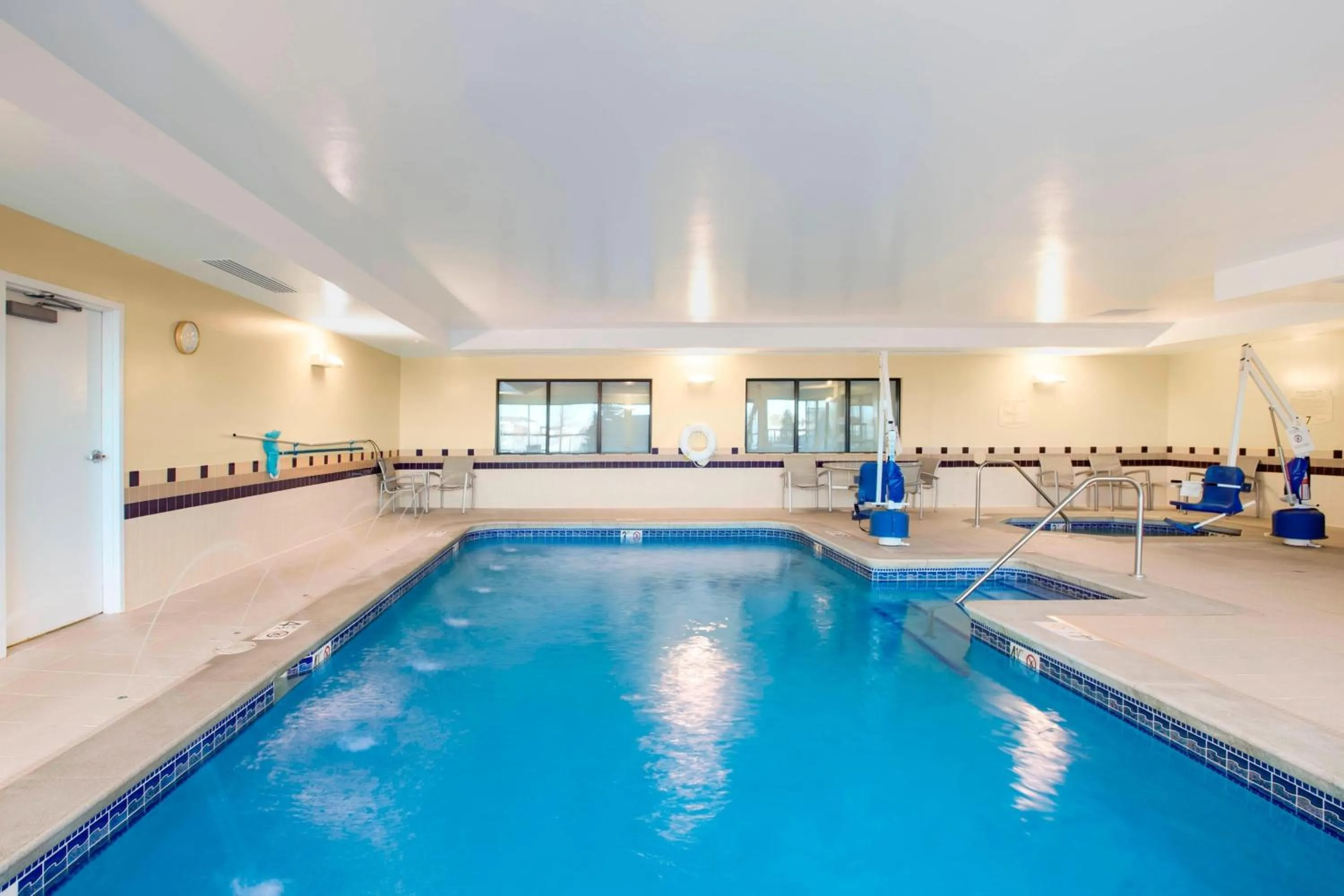 Swimming pool in SpringHill Suites by Marriott Omaha East, Council Bluffs, IA