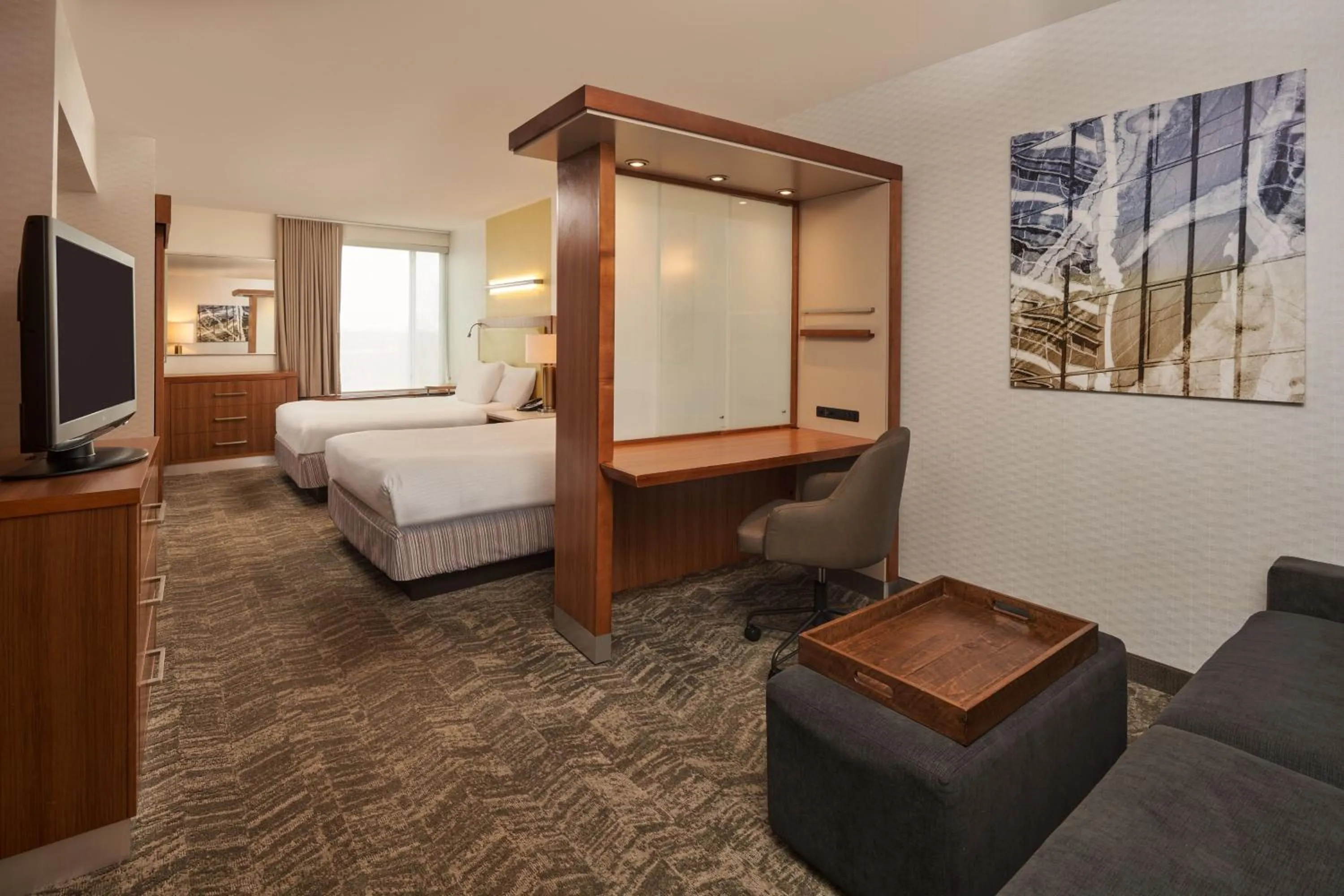 Photo of the whole room, Bed in SpringHill Suites by Marriott Philadelphia Airport / Ridley Park