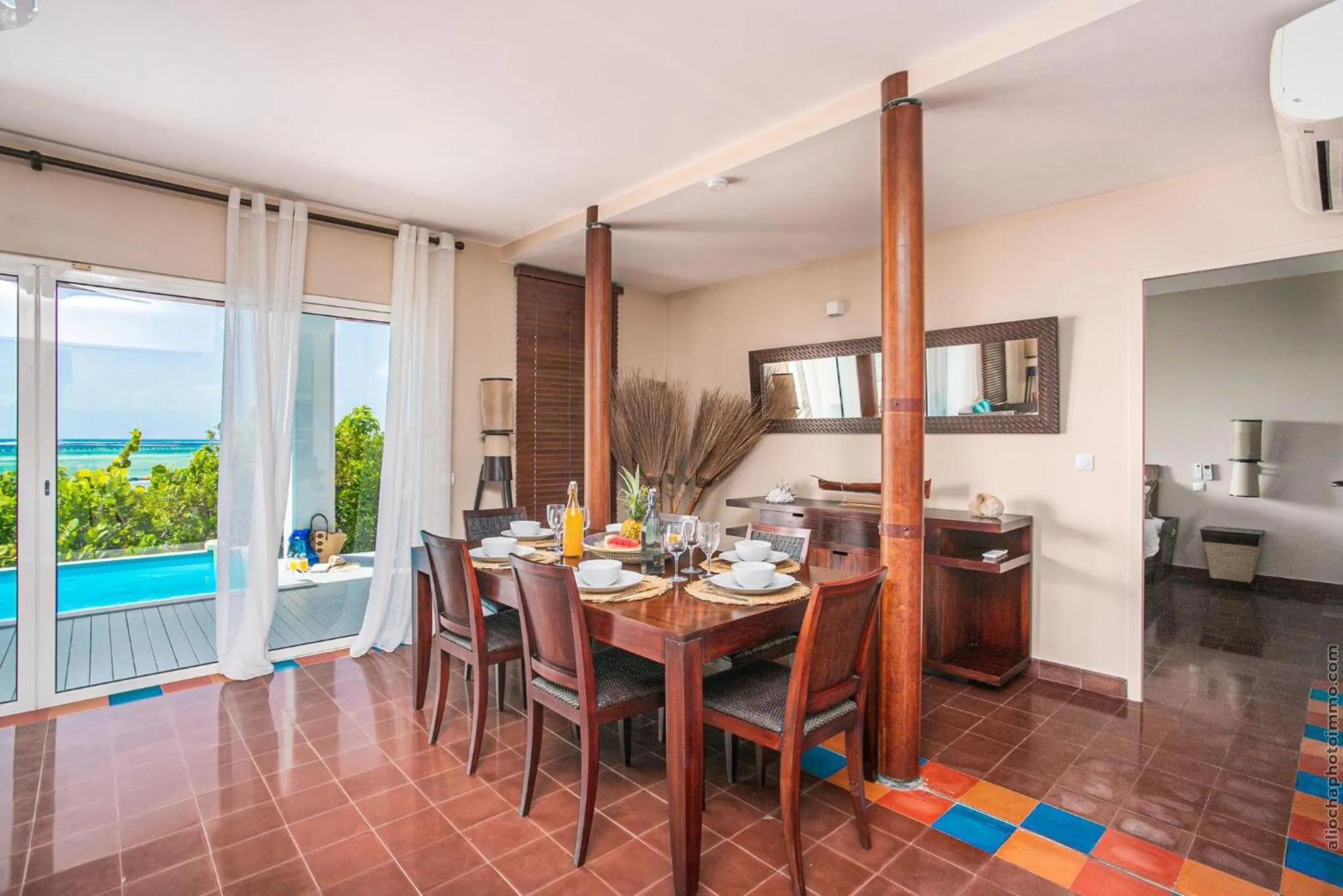 Photo of the whole room in Les Villas du Lagon