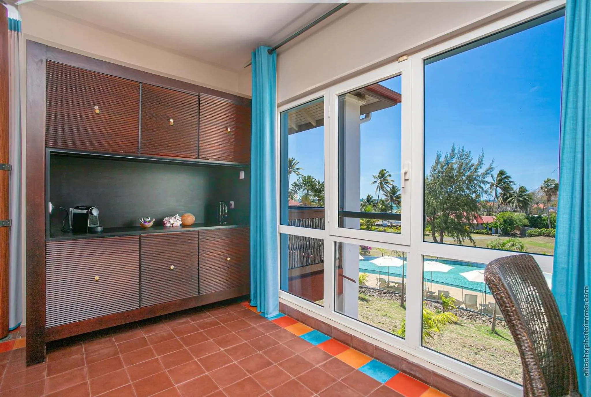 Pool view in Les Villas du Lagon
