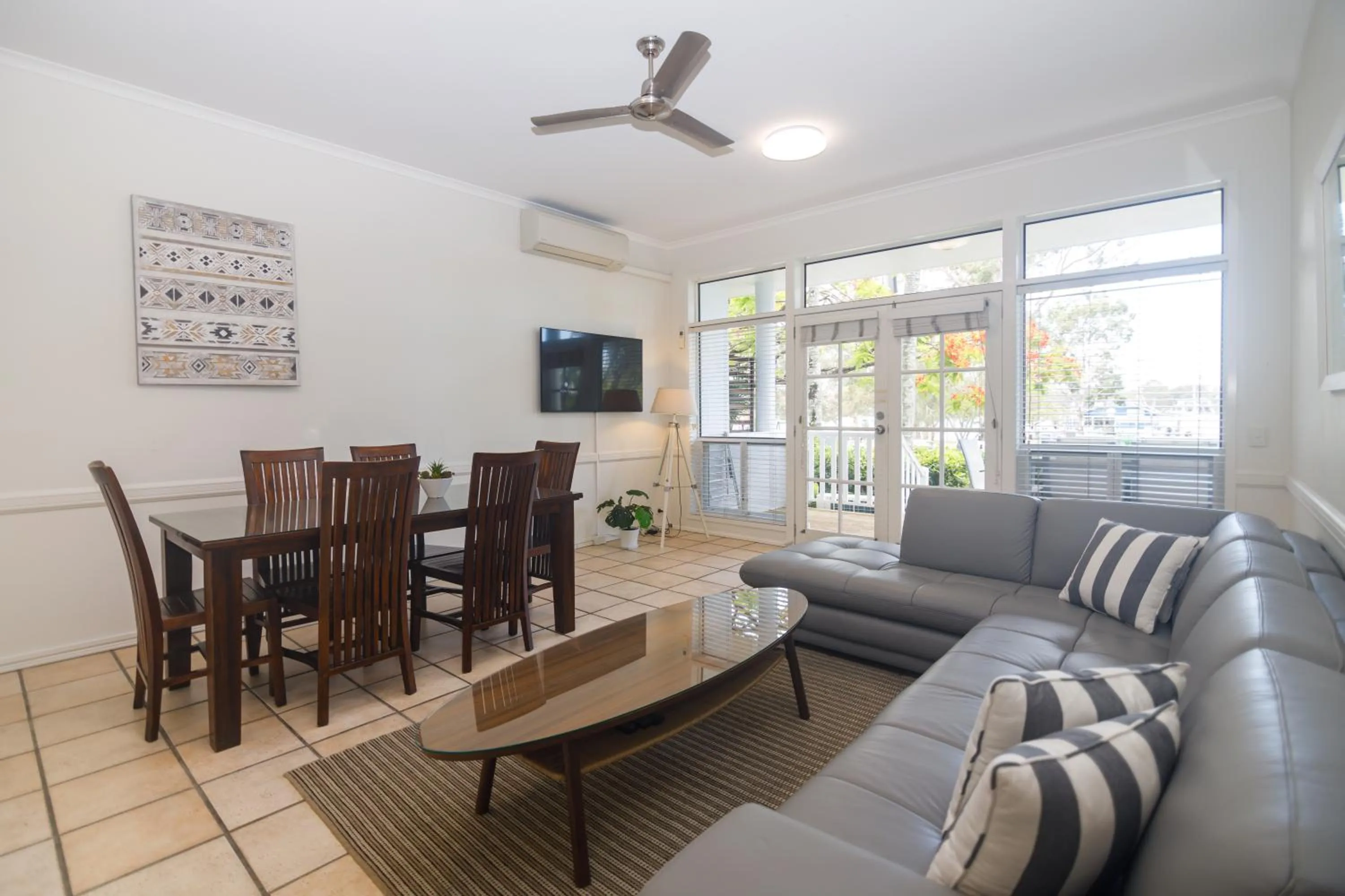 Living room in Sandy Beach Resort