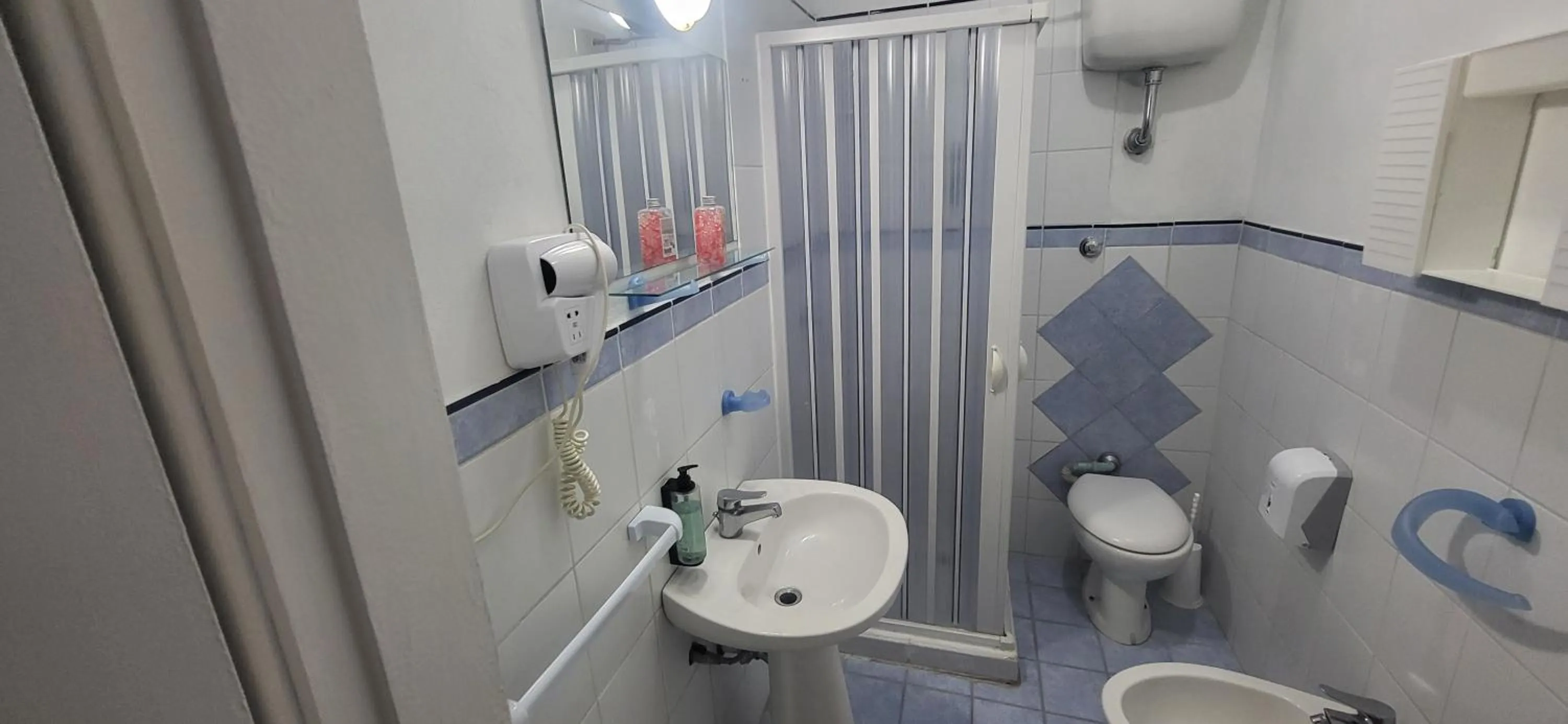 Bathroom in Hotel Dory