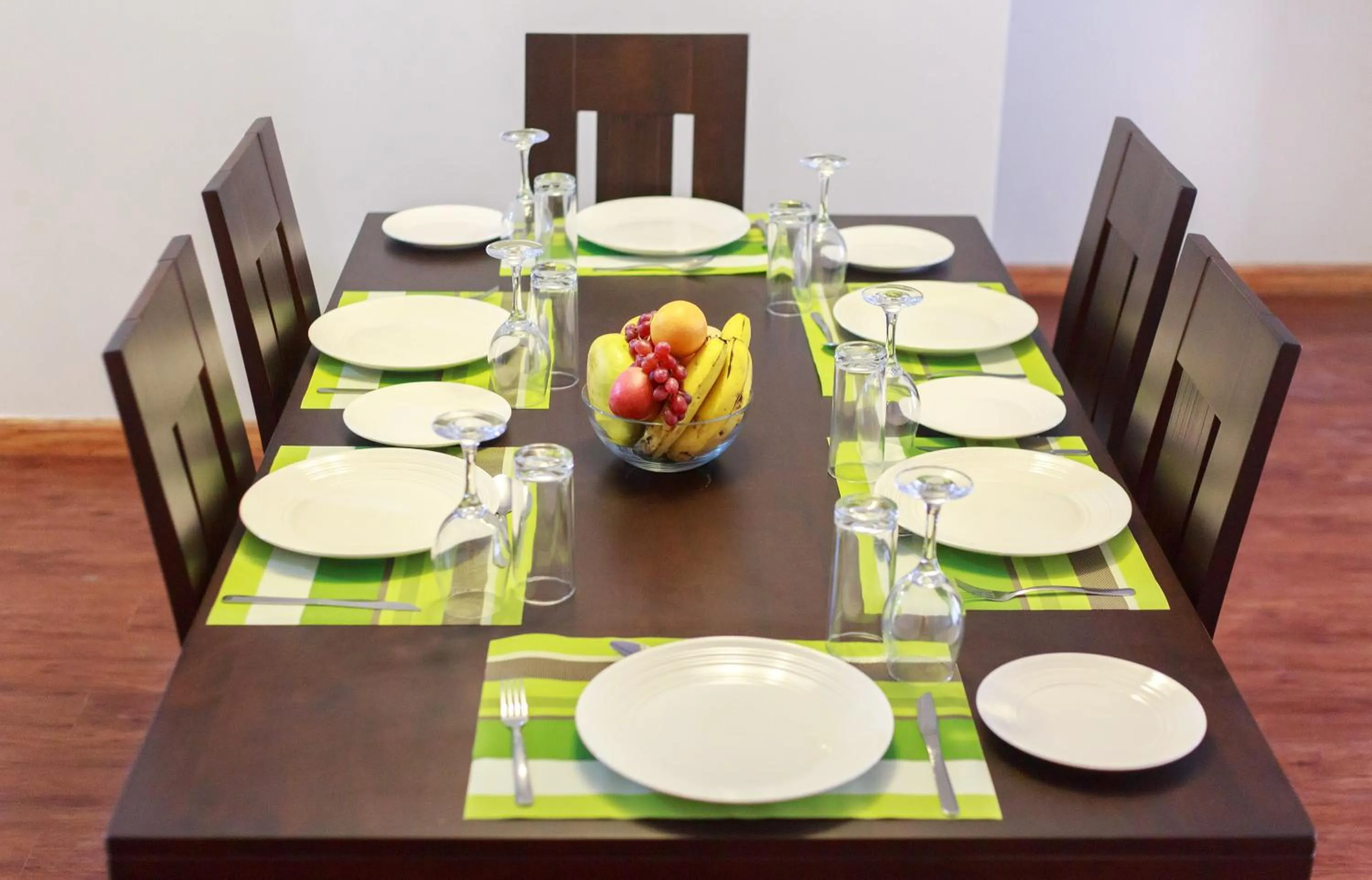 Breakfast in Cozy Residences by Trianum