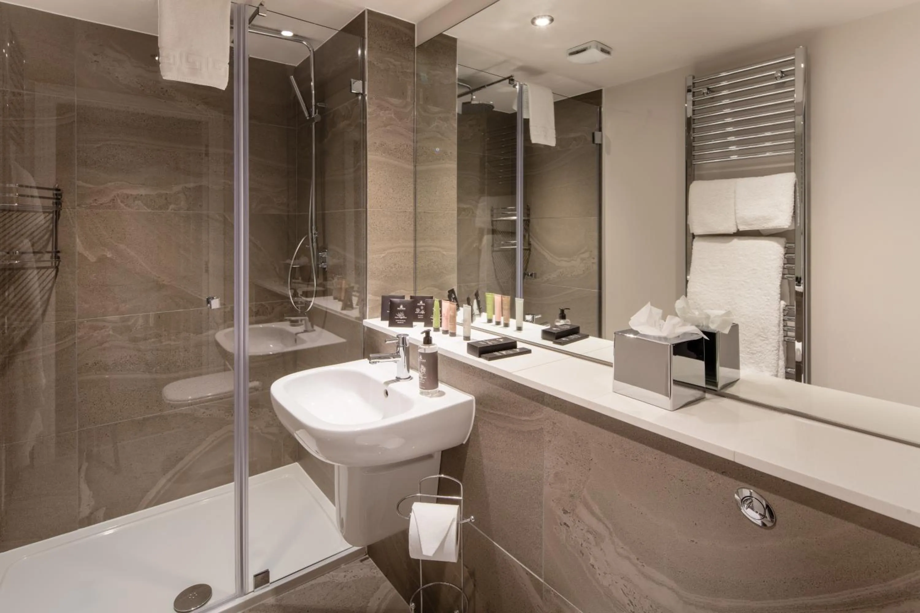 Shower in Beech House - Urban Apartments