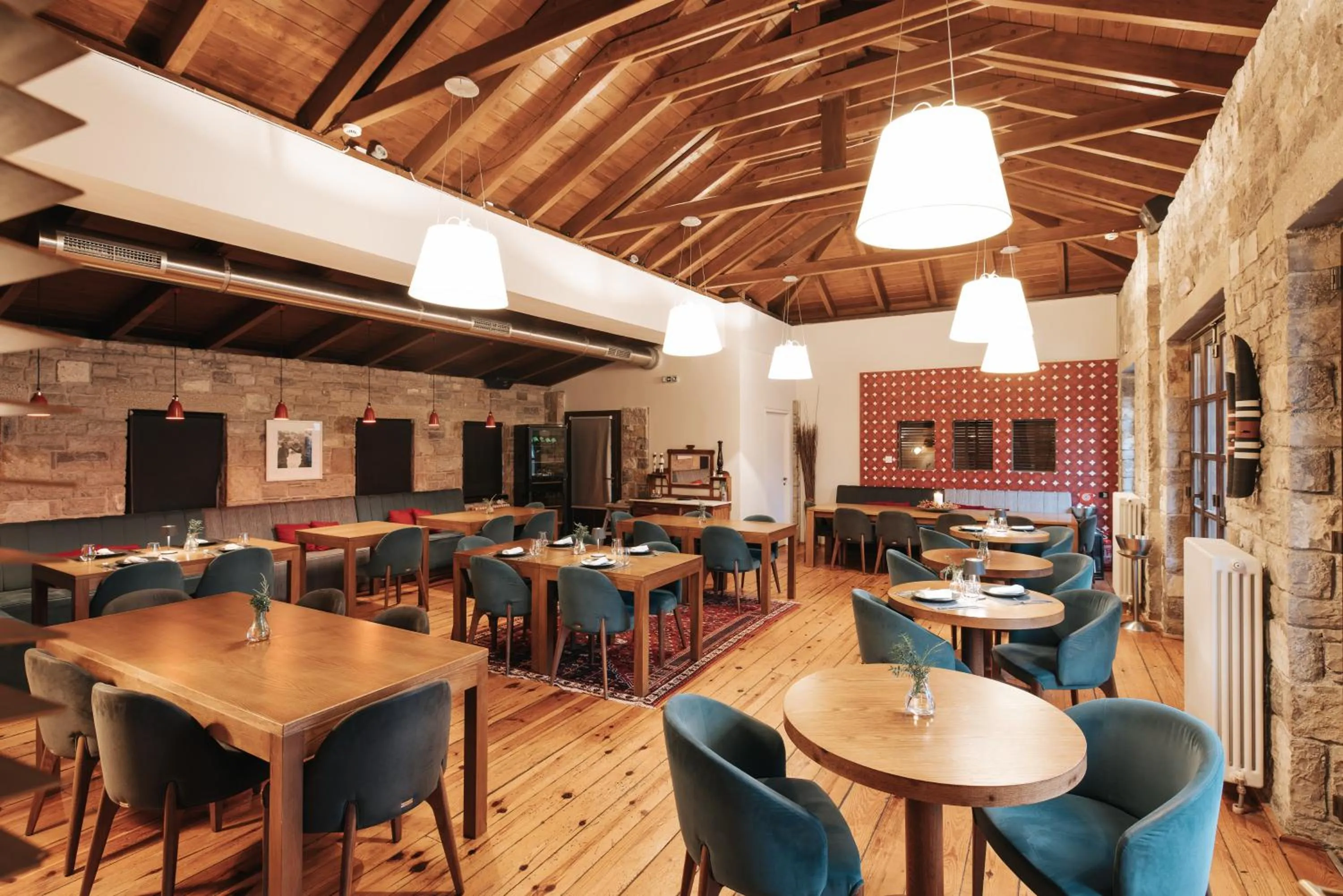 Restaurant/places to eat in Aristi Mountain Resort