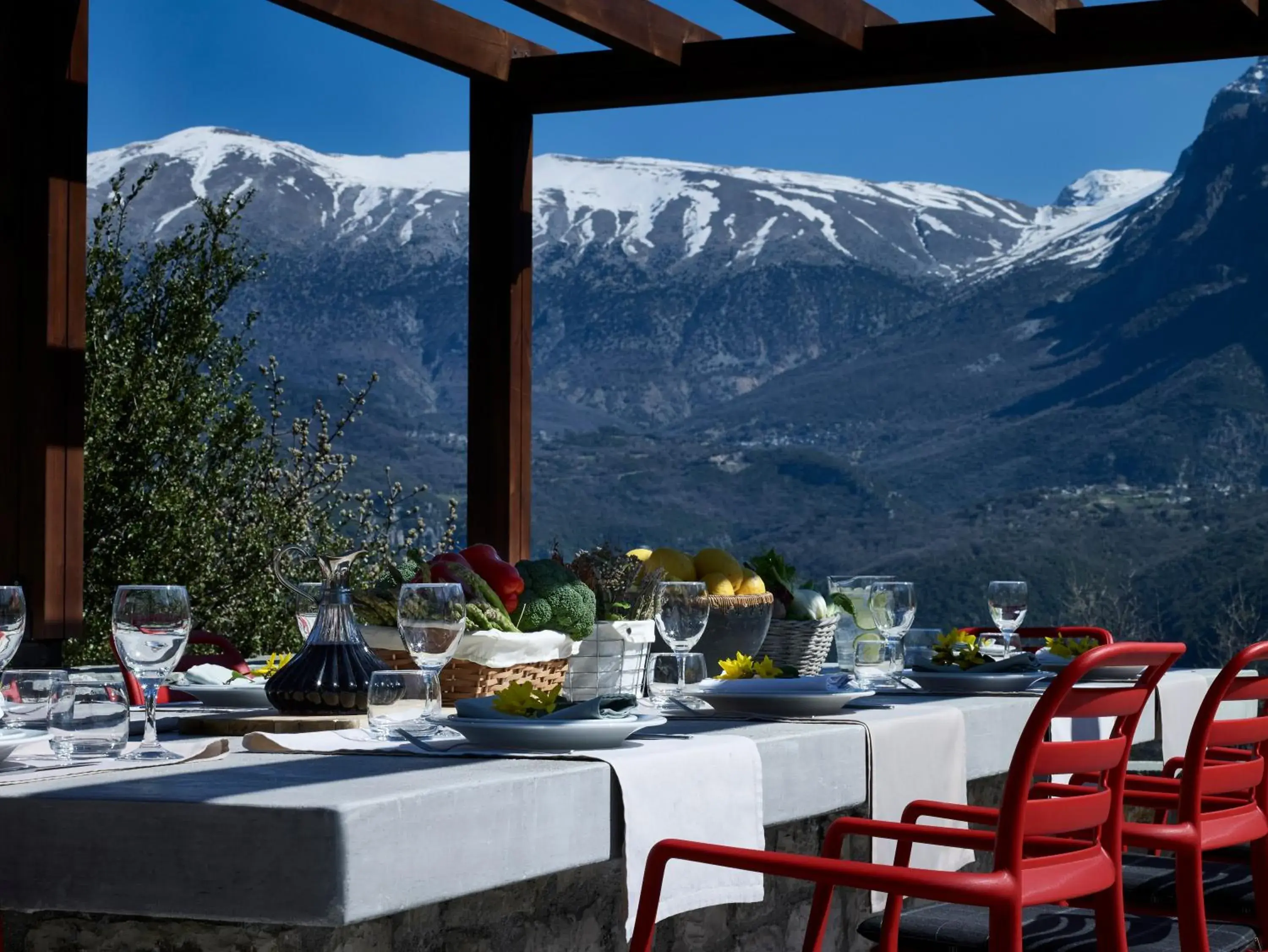 Restaurant/places to eat in Aristi Mountain Resort Restaurant/places to eat in Aristi Mountain Resort