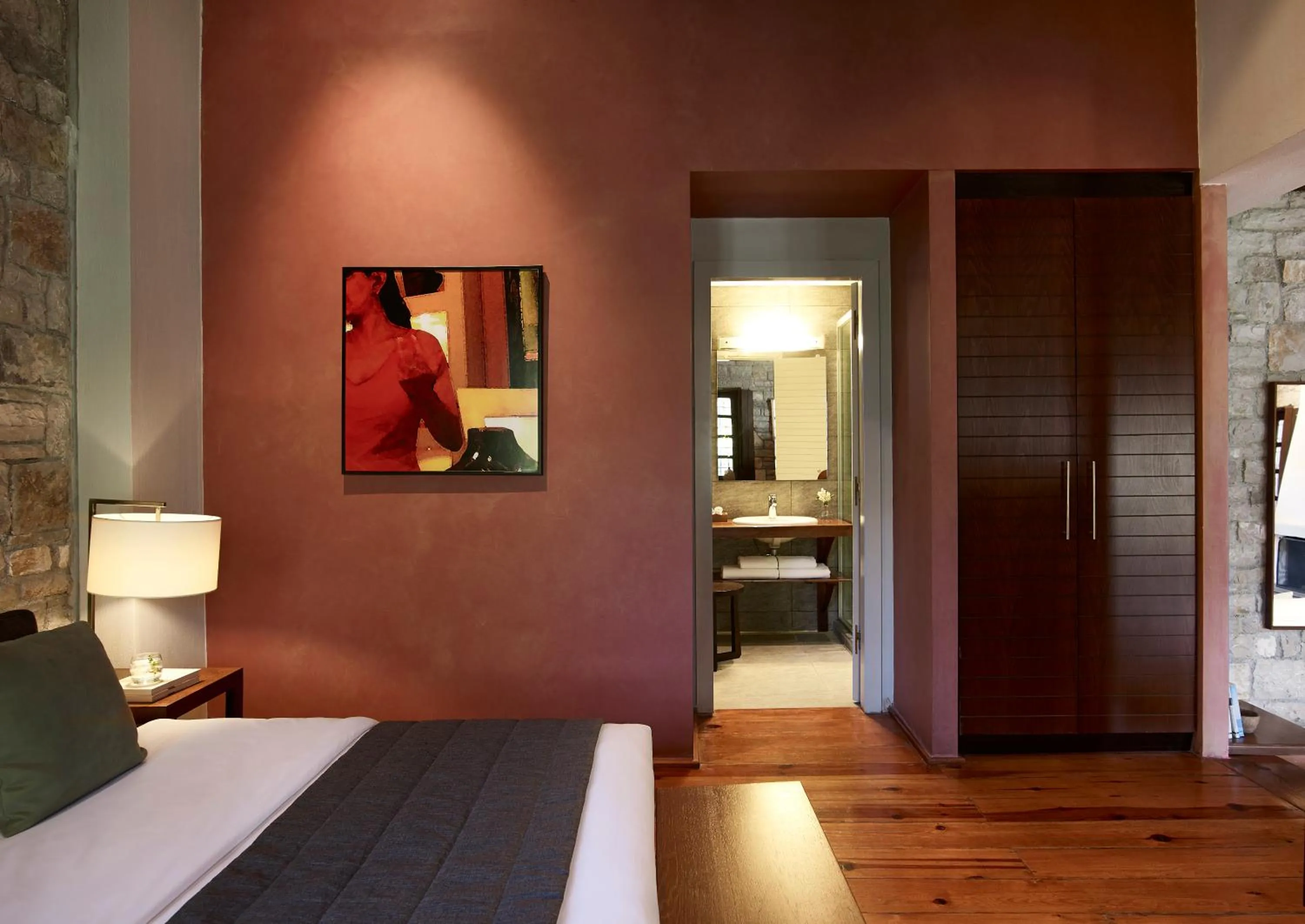 Decorative detail, Bed in Aristi Mountain Resort