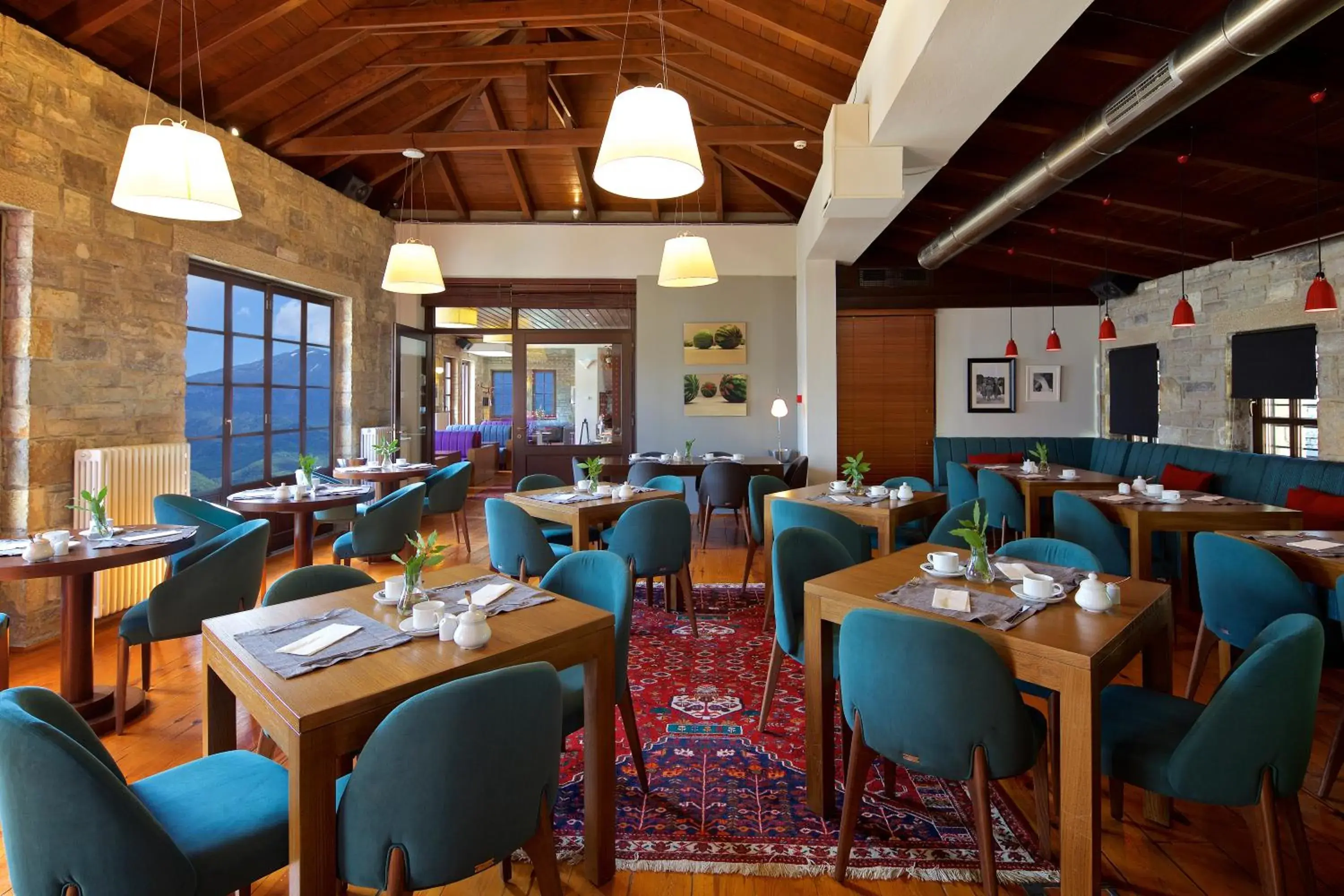 Restaurant/places to eat in Aristi Mountain Resort Restaurant/places to eat in Aristi Mountain Resort