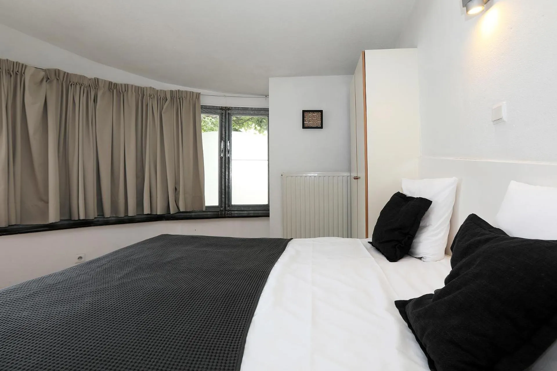 Bed in Hotel De Loft