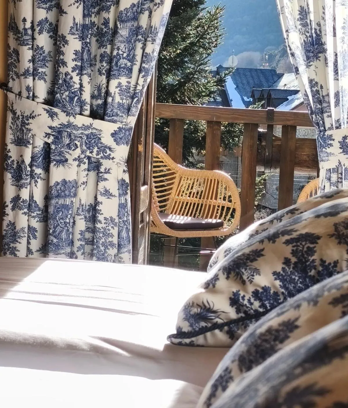 Off site in Hotel Saurat