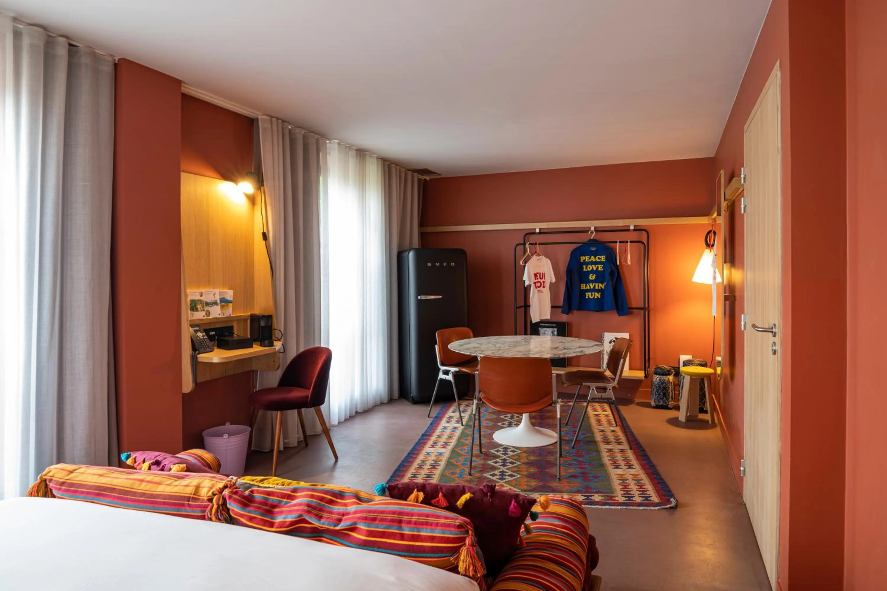 Bedroom, Bed in MOB HOTEL Paris Les Puces