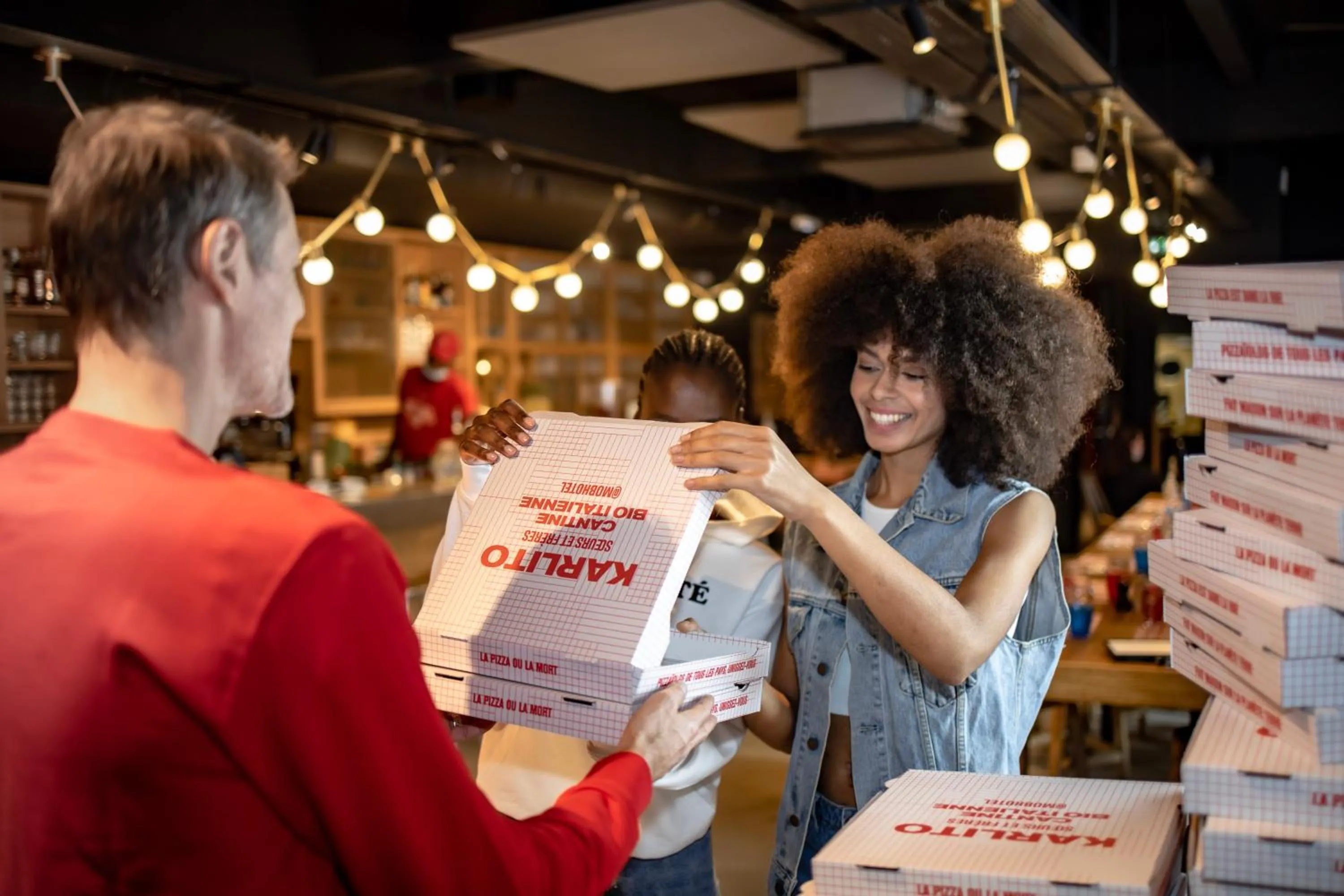 MOB HOTEL Paris Les Puces