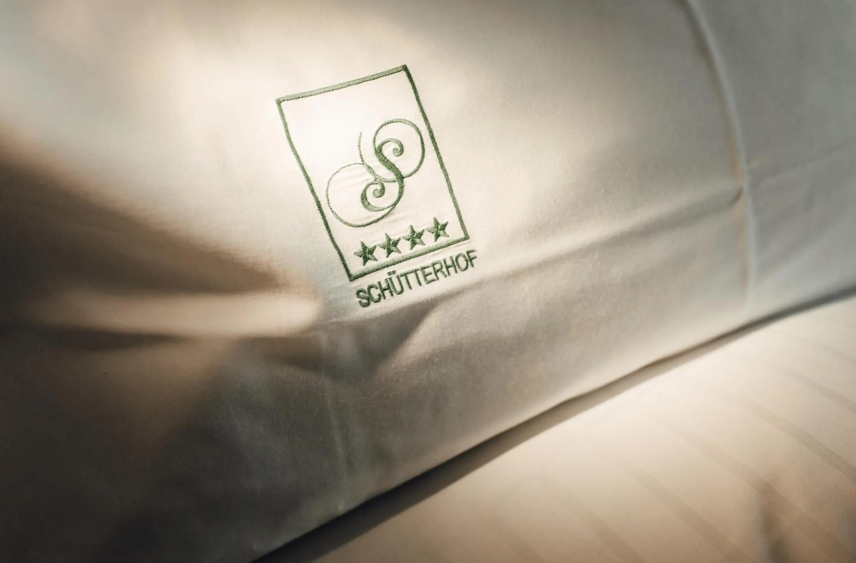 Bed in Hotel Schütterhof