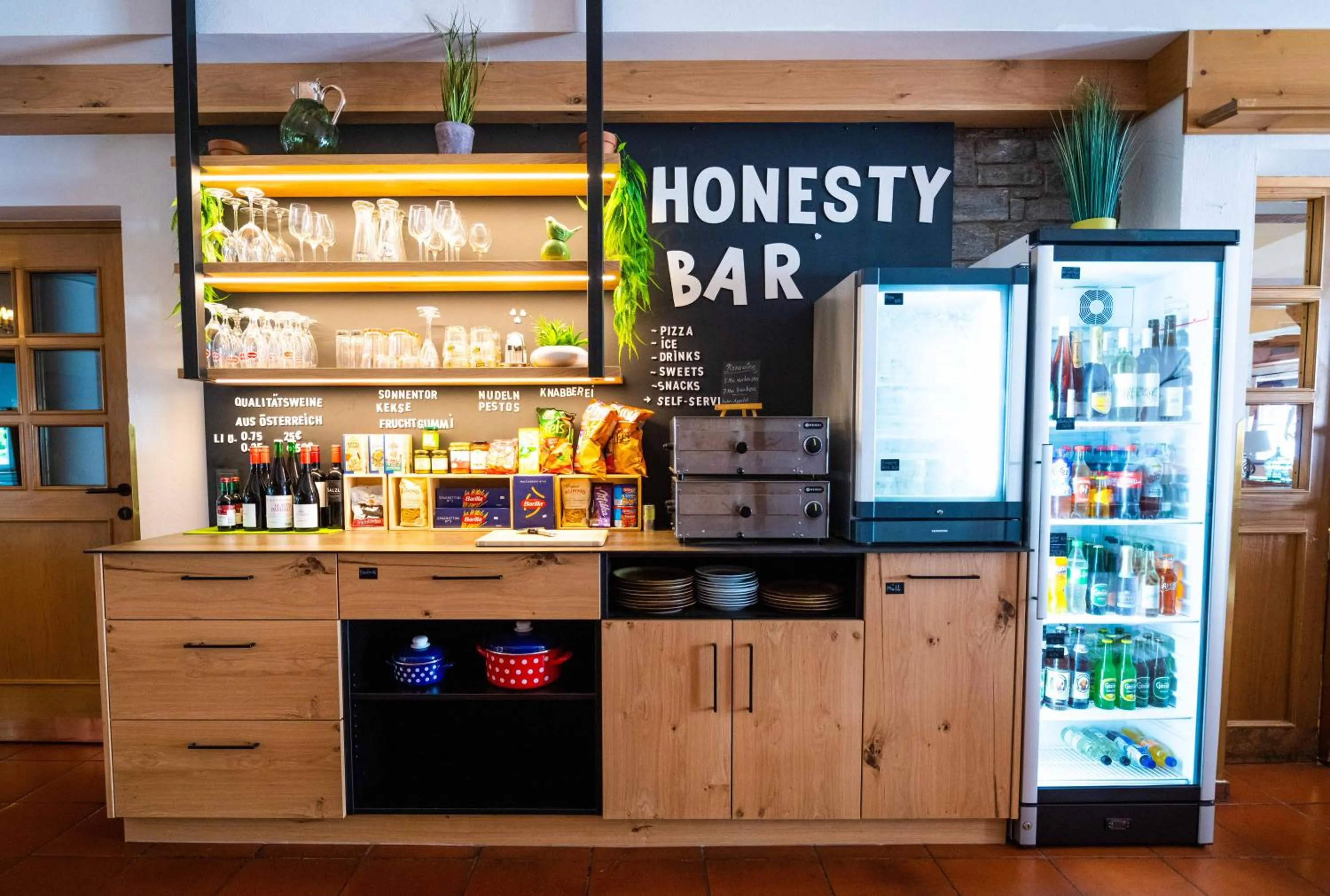 Lounge or bar in Kolbitsch am Weissensee ein Seeblick der verzaubert B&B