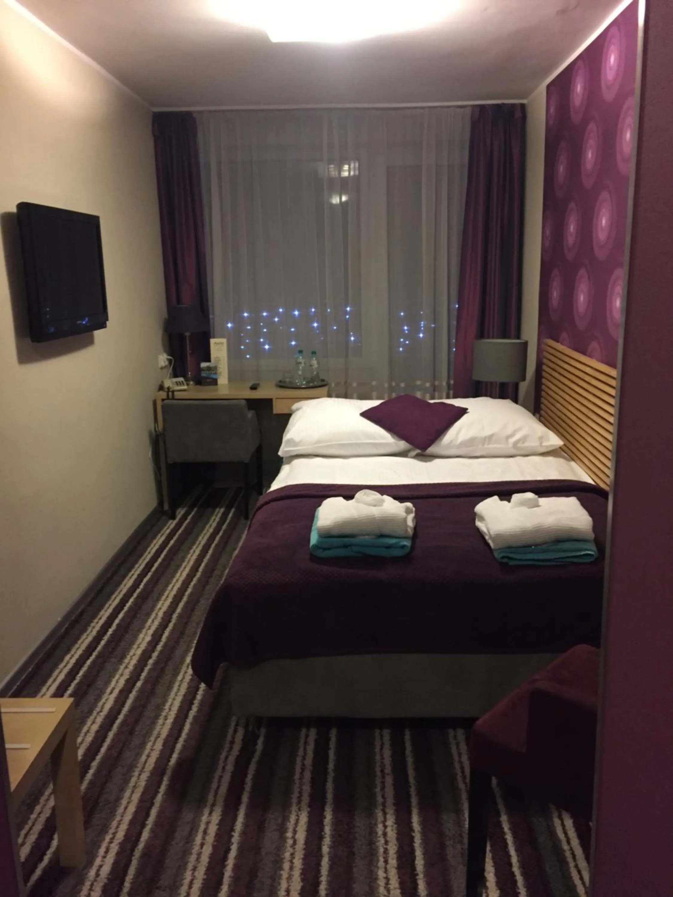 Bed in Hotel New Wave