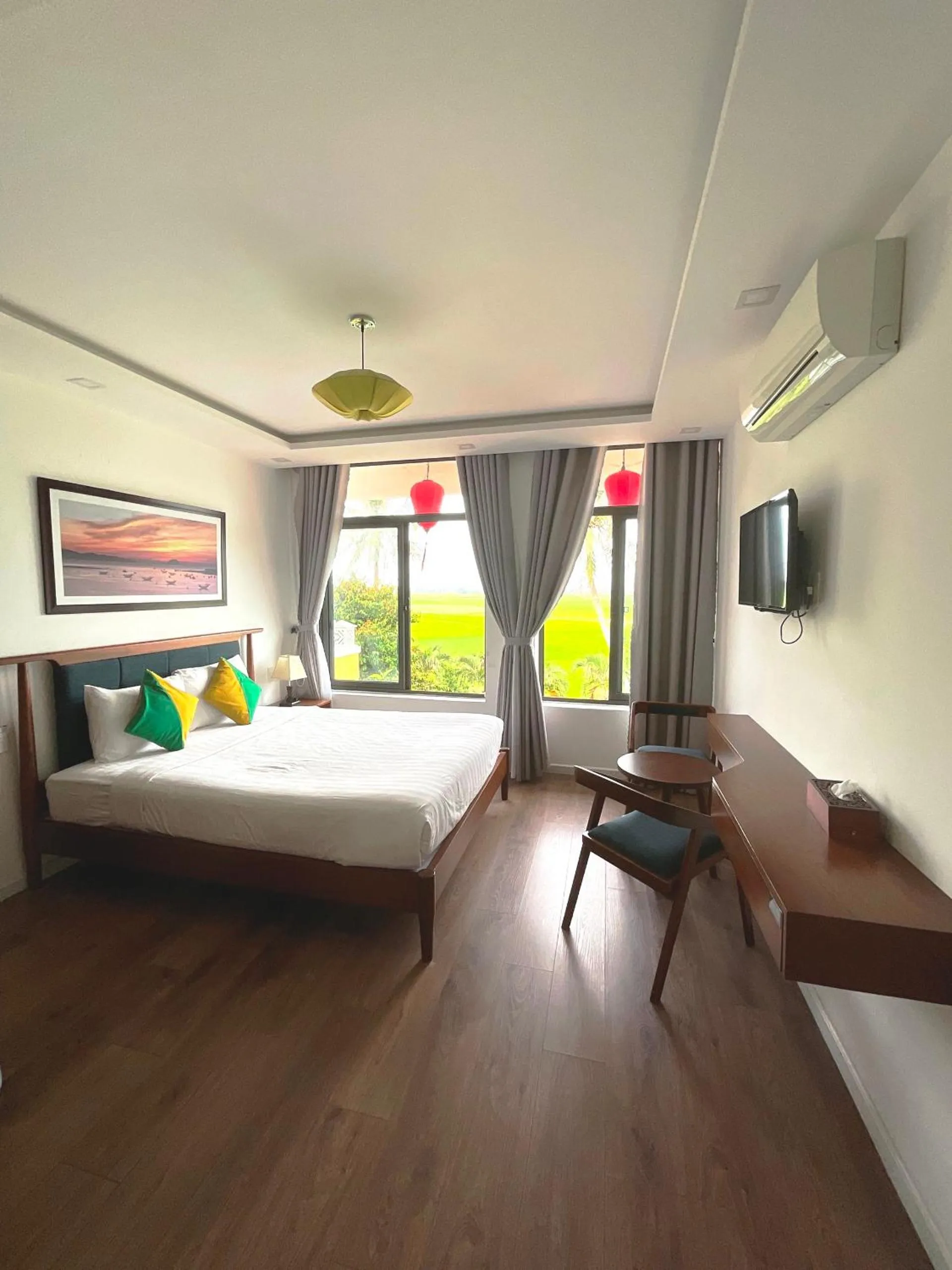 Photo of the whole room, Bed in Hoi An Four Seasons Villa