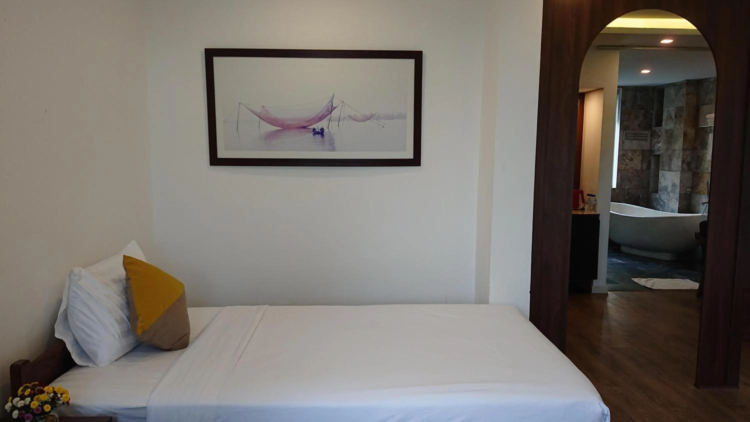 Bed in Hoi An Four Seasons Villa