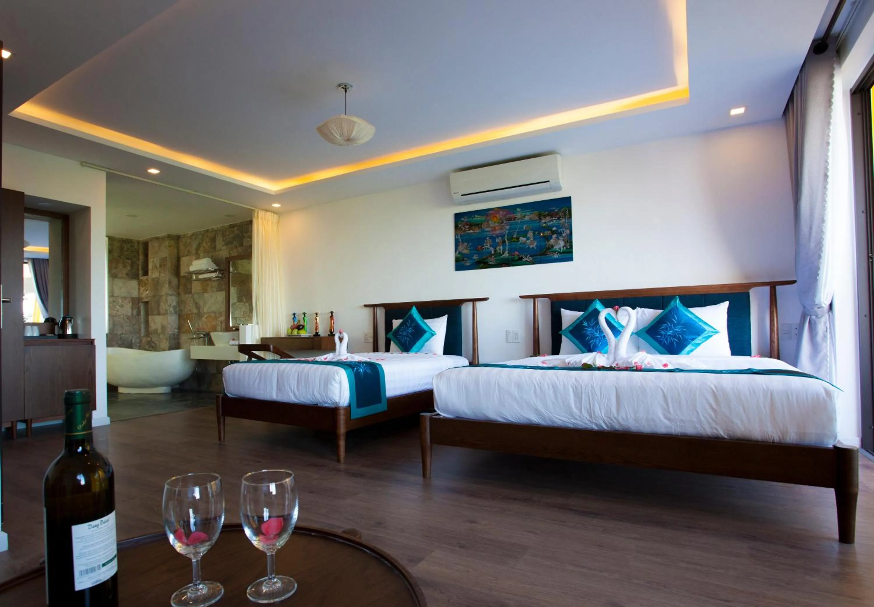 Bedroom, Bed in Hoi An Four Seasons Villa