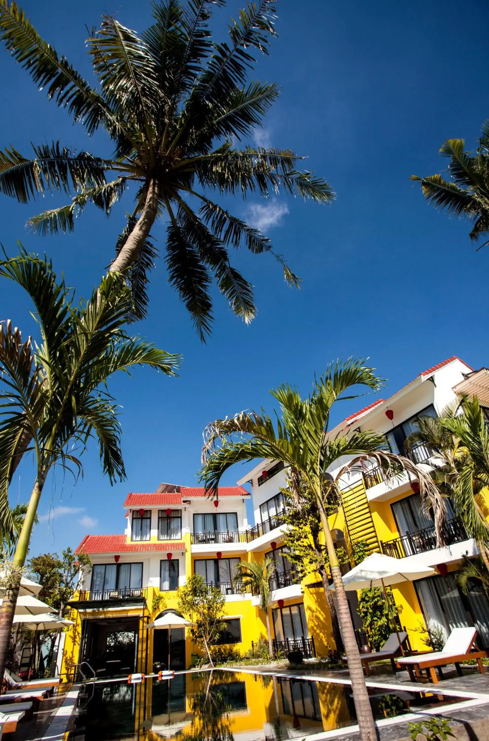 Swimming pool in Hoi An Four Seasons Villa Swimming pool in Hoi An Four Seasons Villa