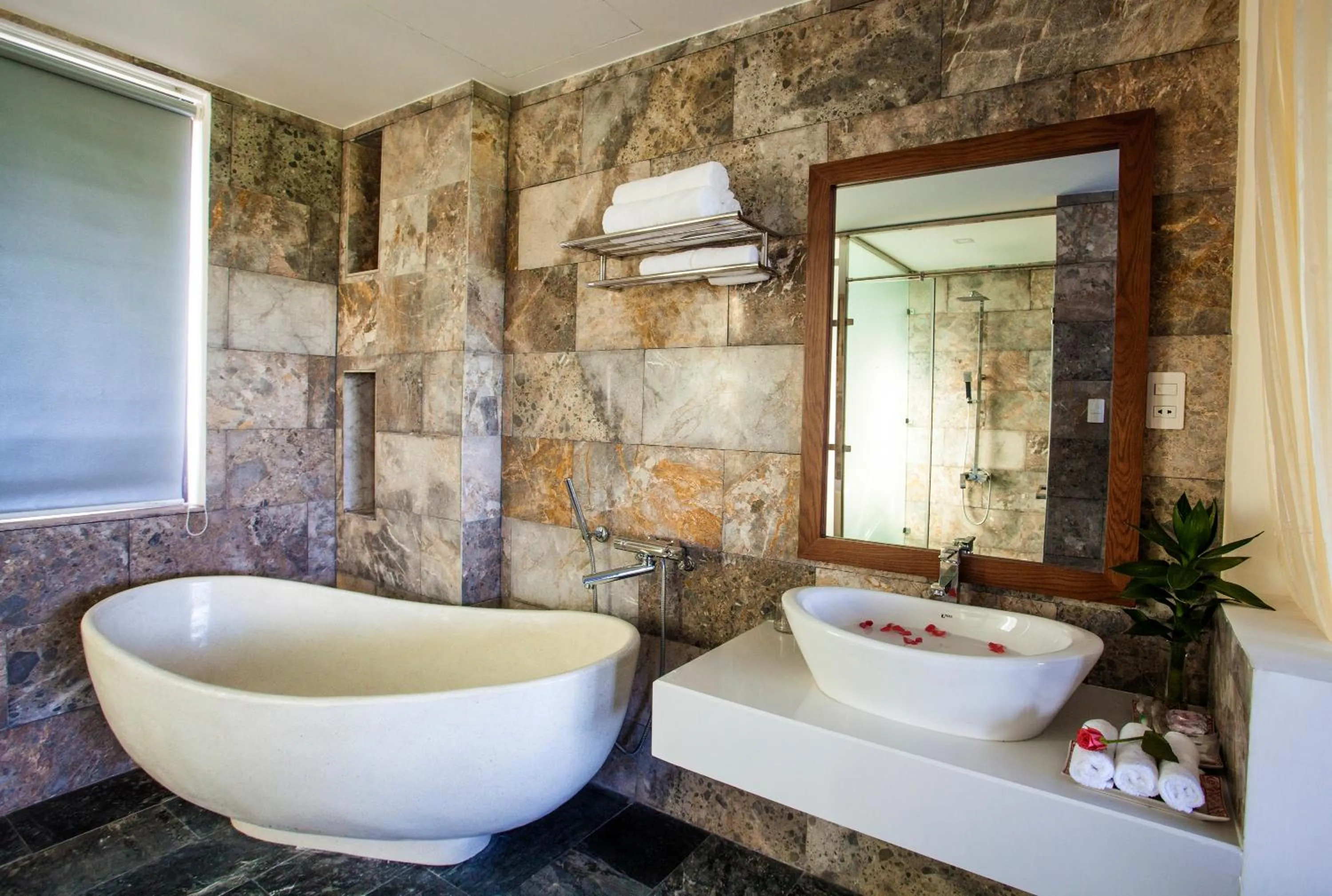 Shower in Hoi An Four Seasons Villa