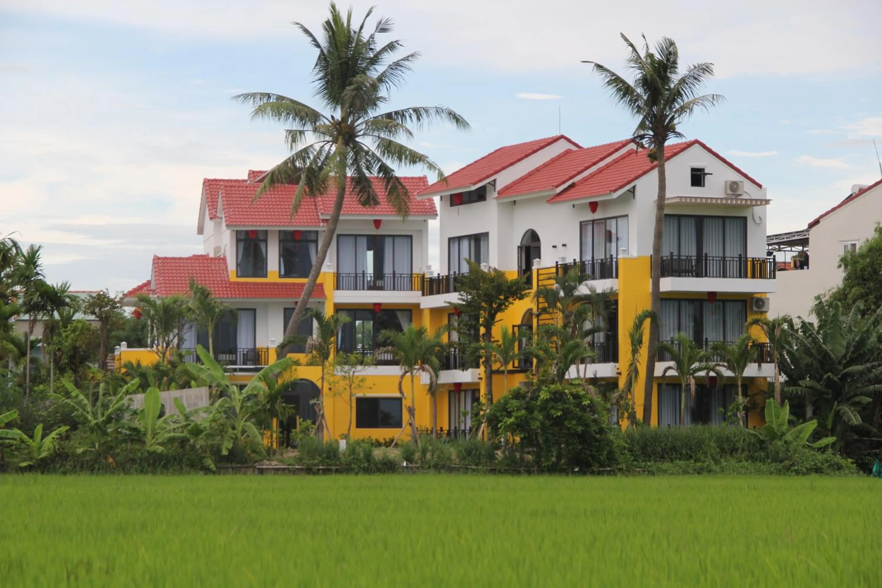 Property building in Hoi An Four Seasons Villa