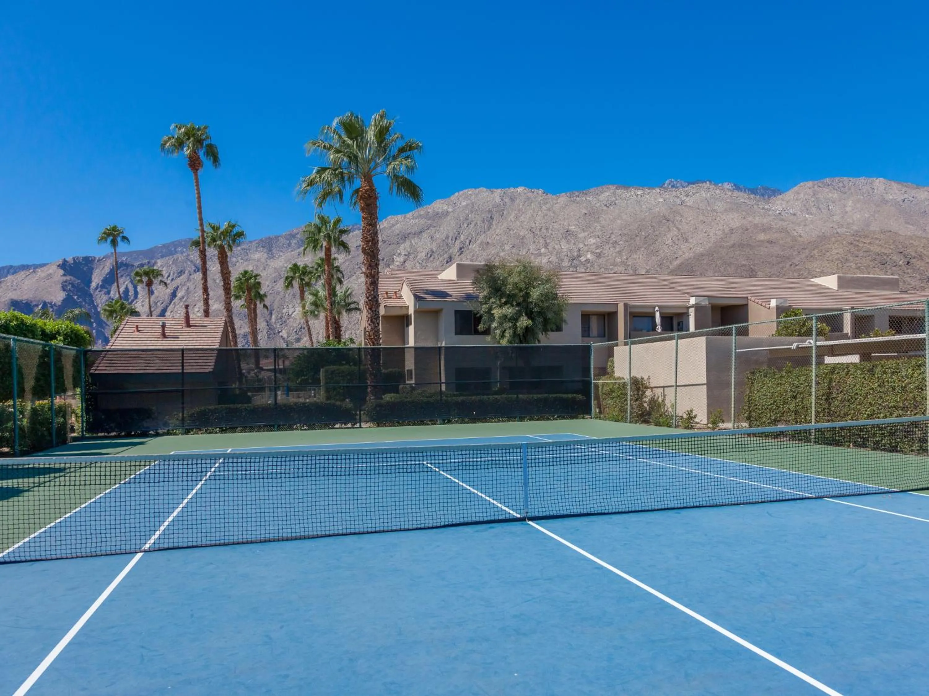 Downtown Winner at Plaza Villas by ACME House Company