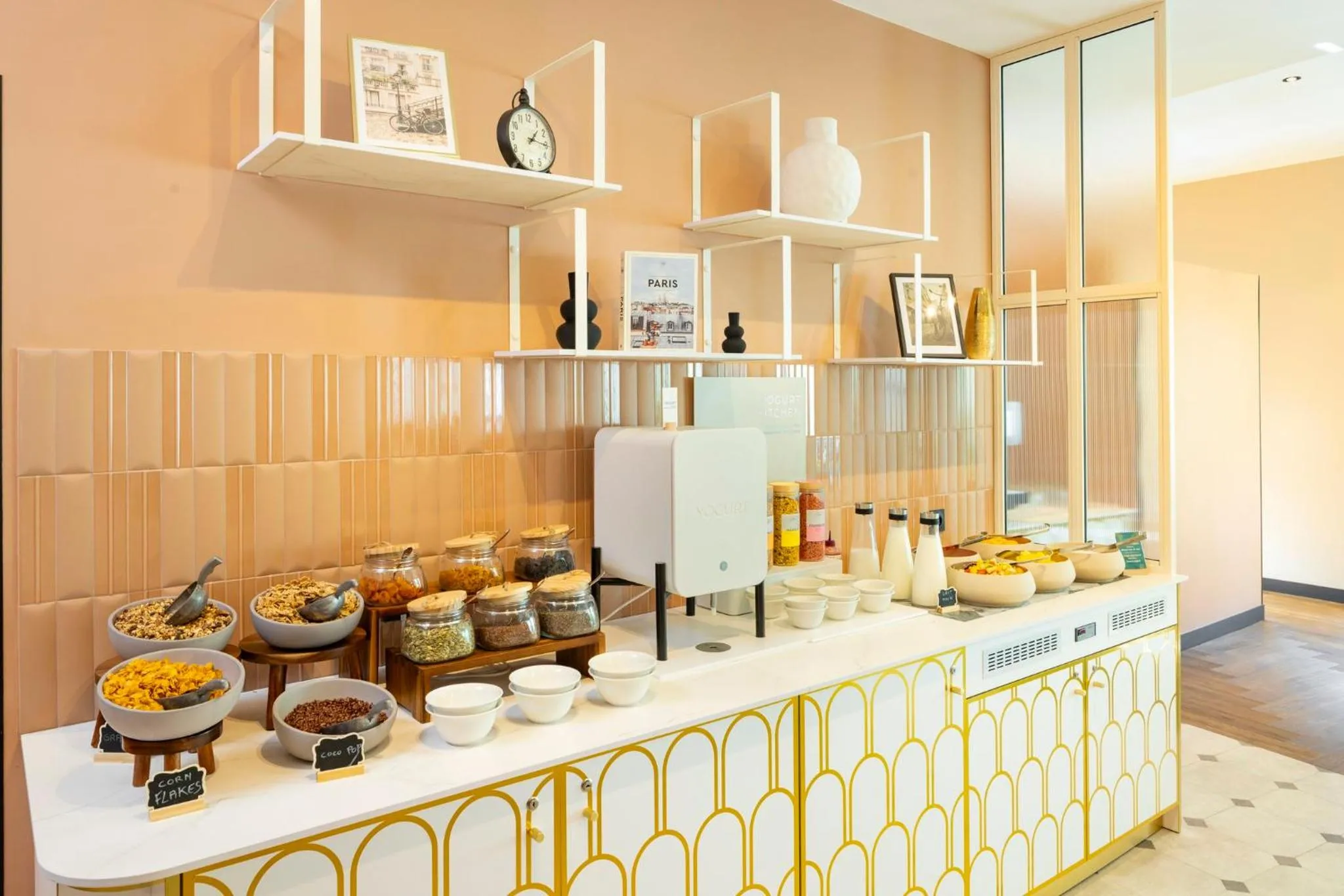 Breakfast in Holiday Inn Paris Opéra - Grands Boulevards by IHG