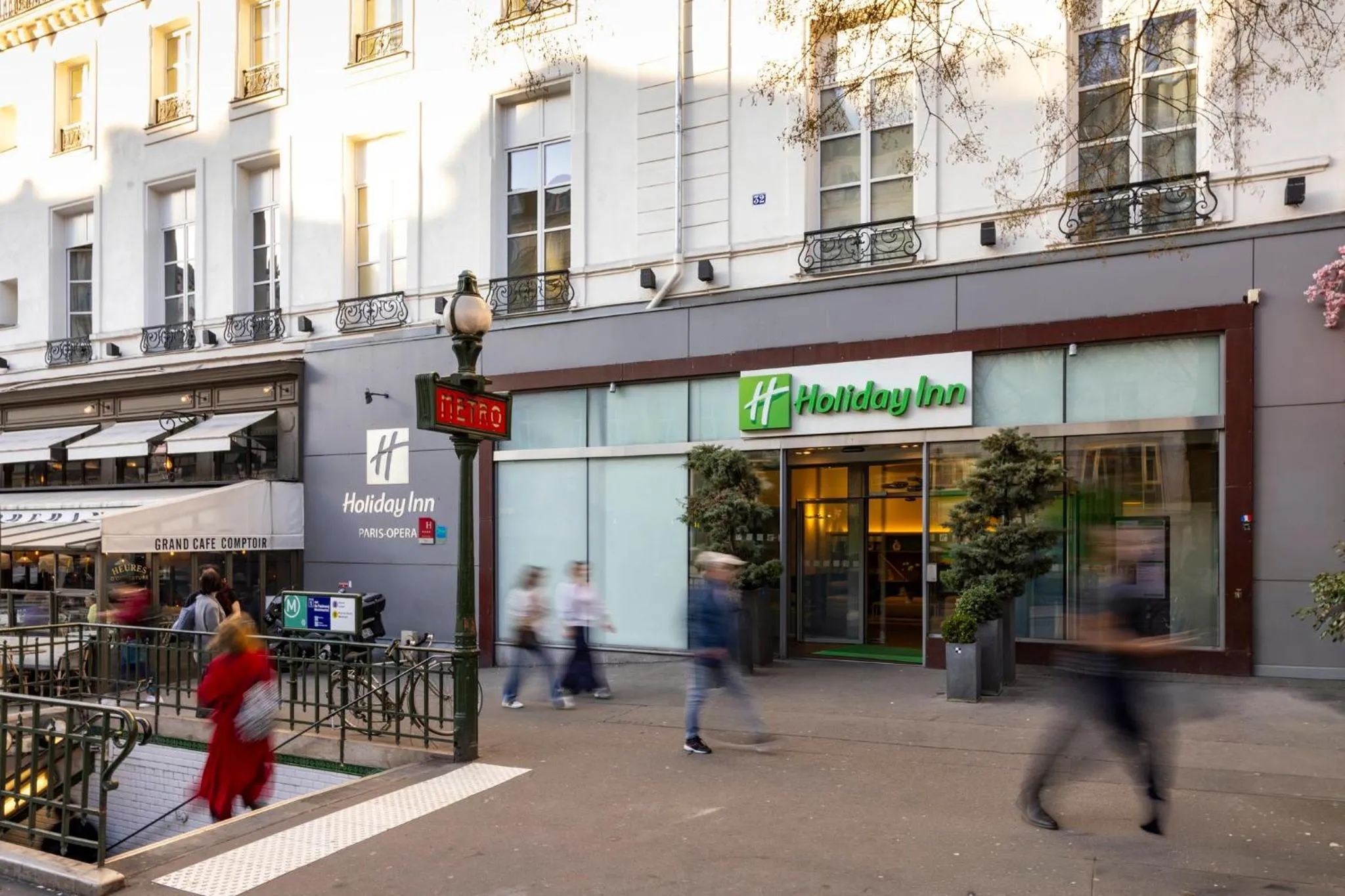 Property building in Holiday Inn Paris Opéra - Grands Boulevards by IHG