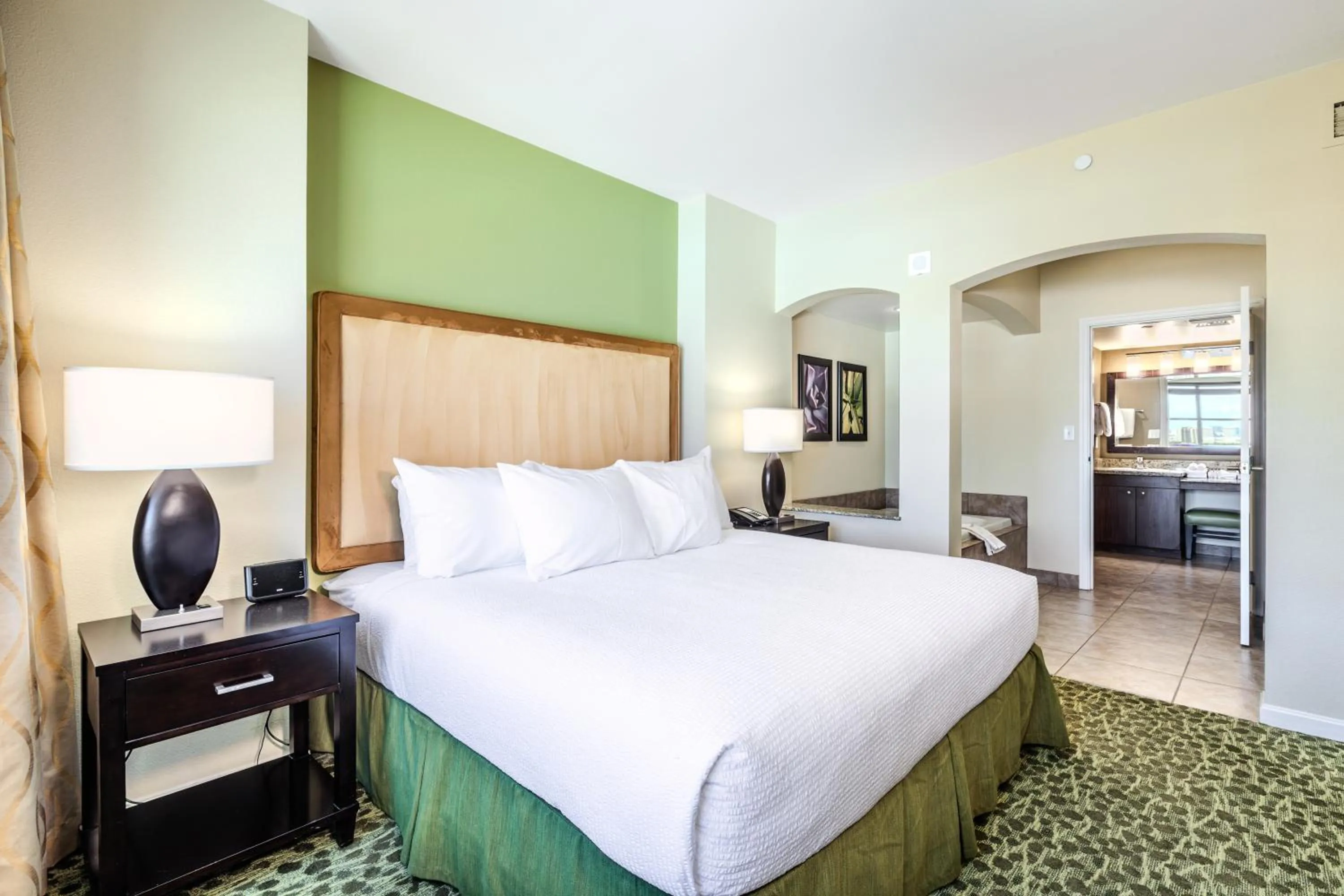 Bedroom, Bed in The Grandview at Las Vegas