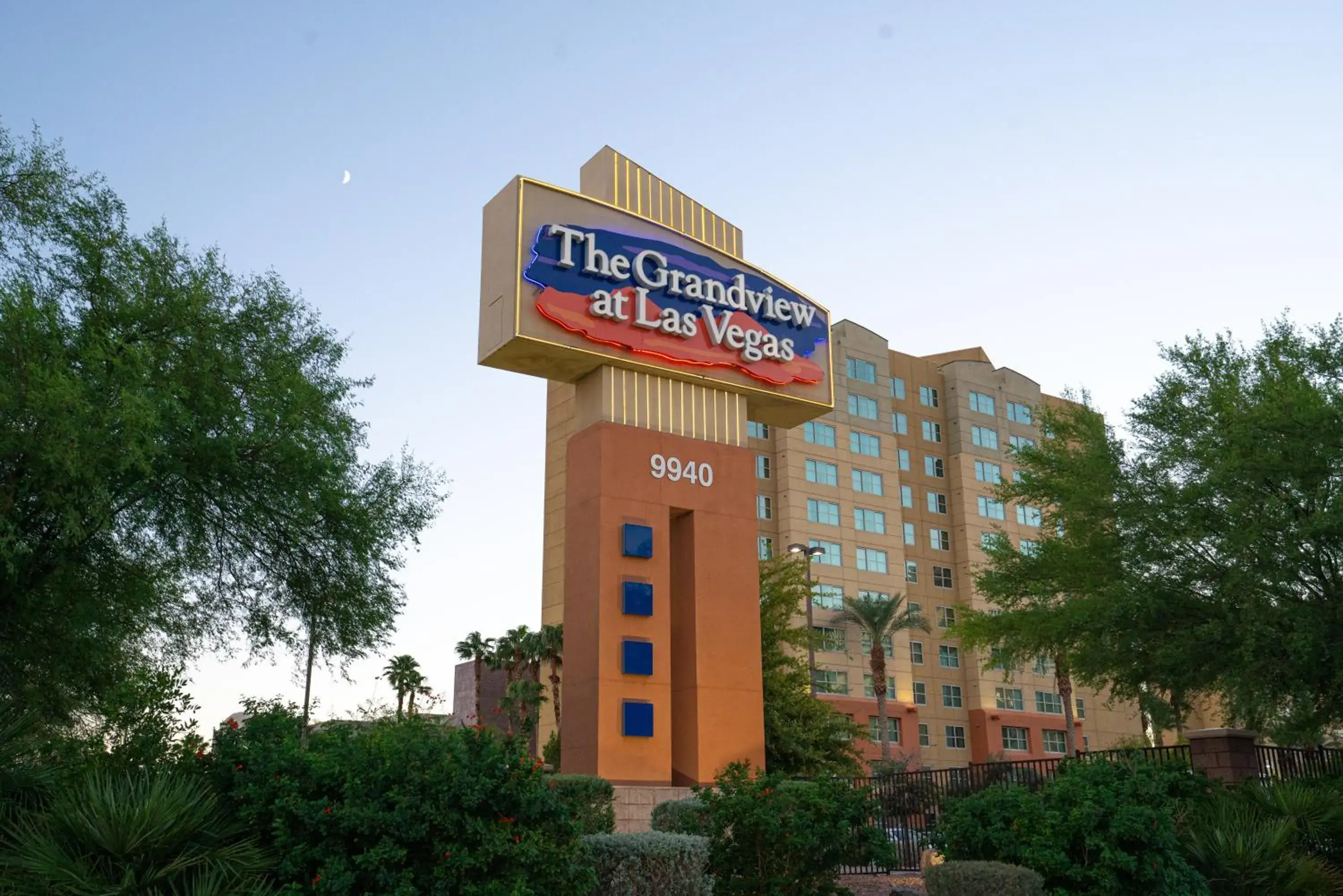 Property building in The Grandview at Las Vegas Property building in The Grandview at Las Vegas