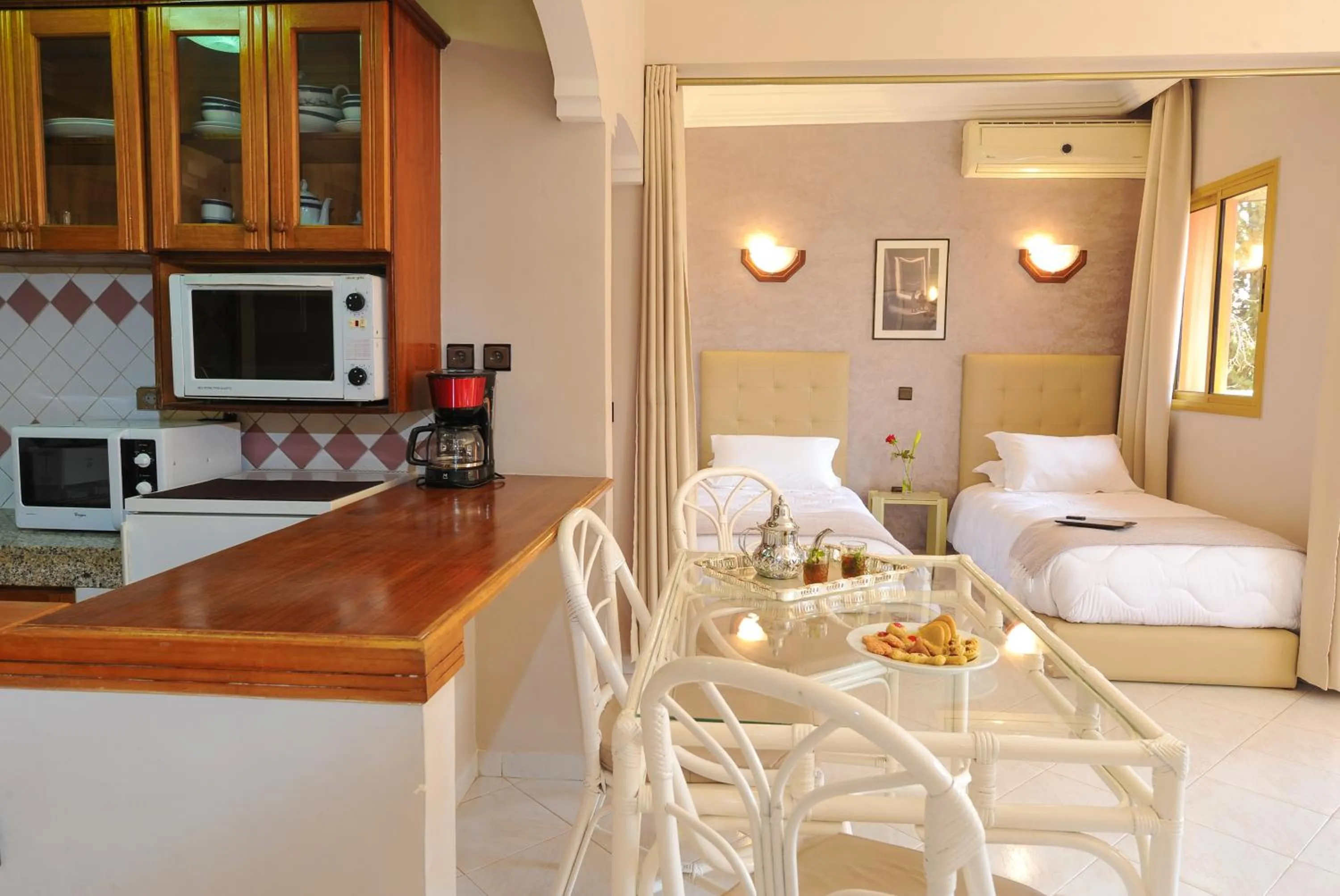 Kitchen or kitchenette in Appart-Hotel Amina Resort &amp; Spa