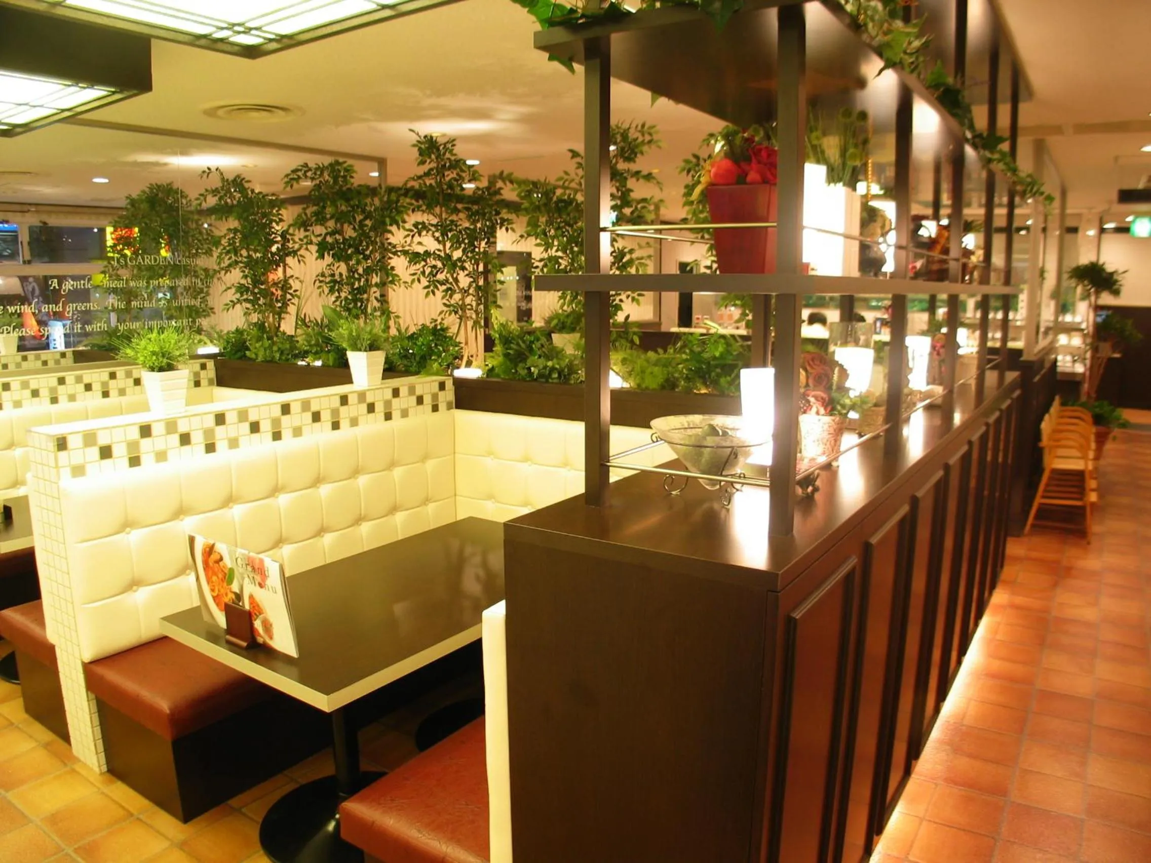 Restaurant/places to eat in Smile Hotel Tokyo Shinkoiwa