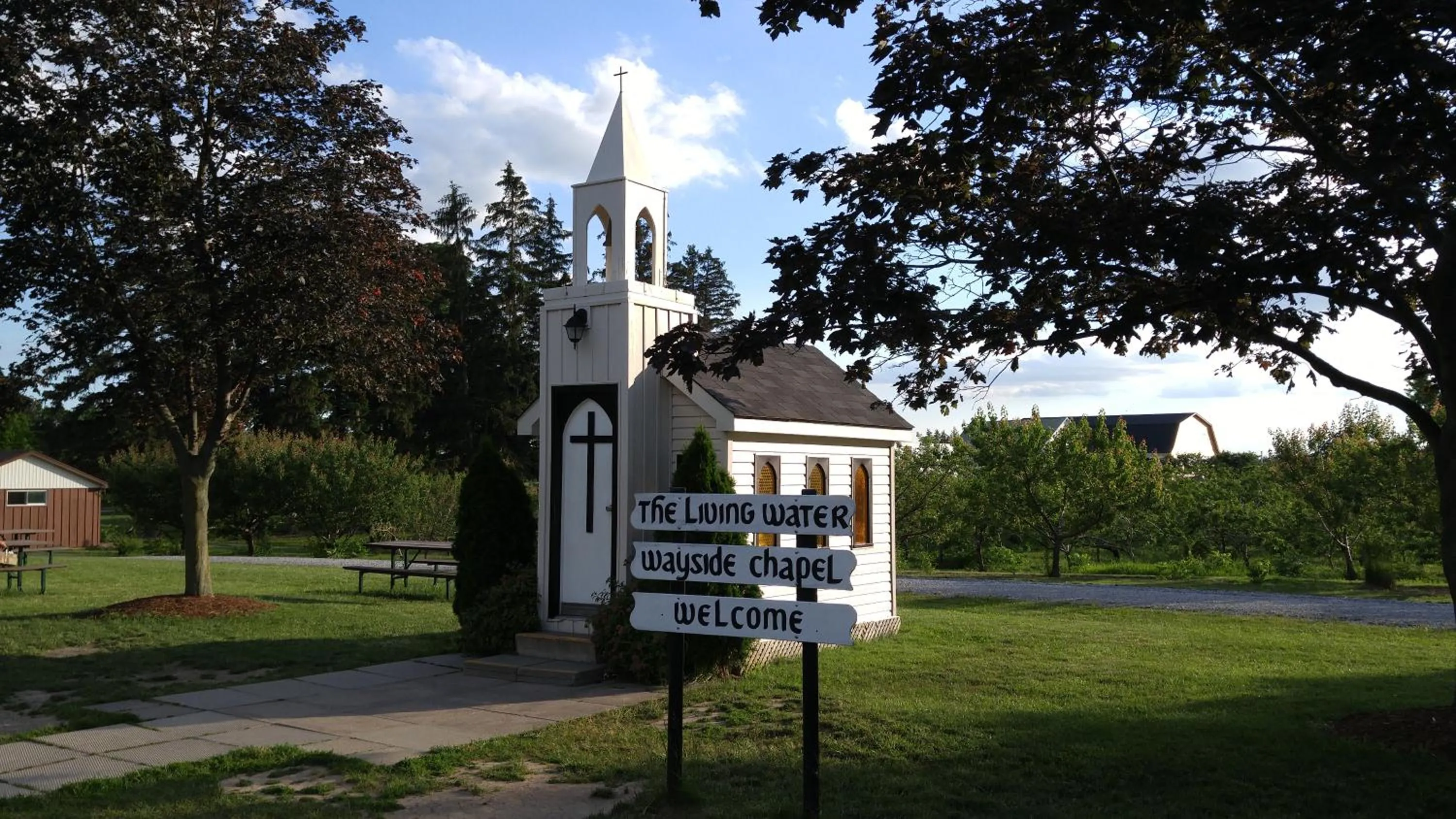 Nearby landmark in The White House Boutique B&B