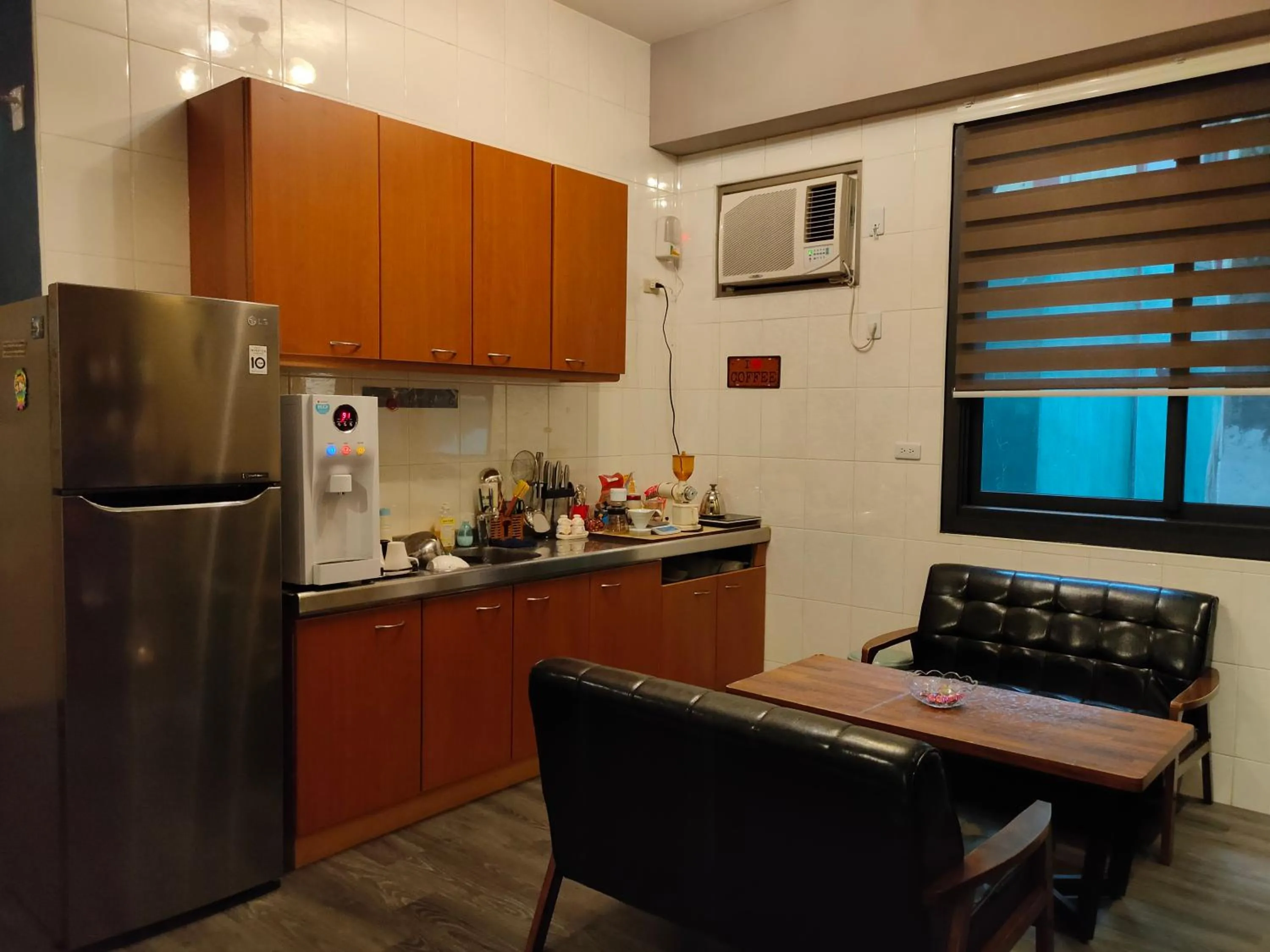 Communal kitchen in My second floor hostel