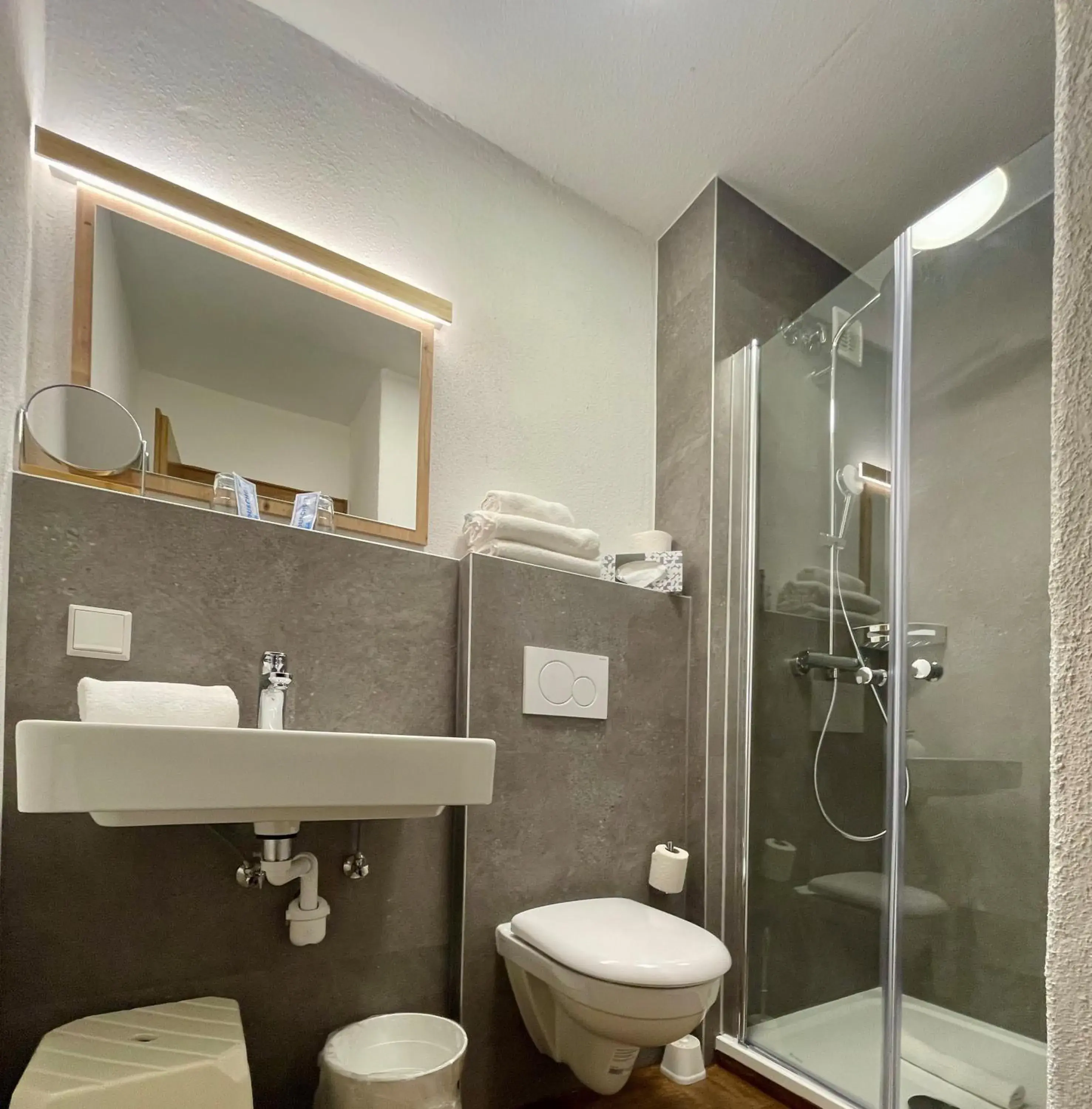 Small Double Room in Berghoteltirol Small Double Room in Berghoteltirol