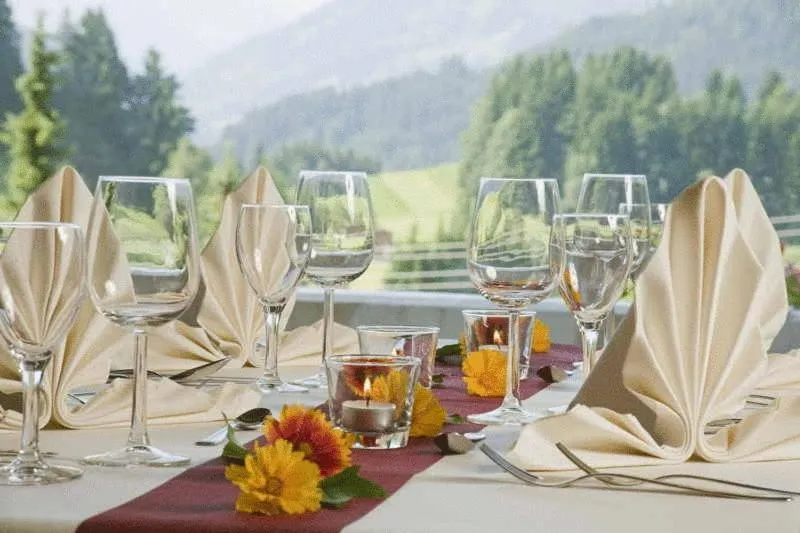 Restaurant/places to eat in Berghoteltirol