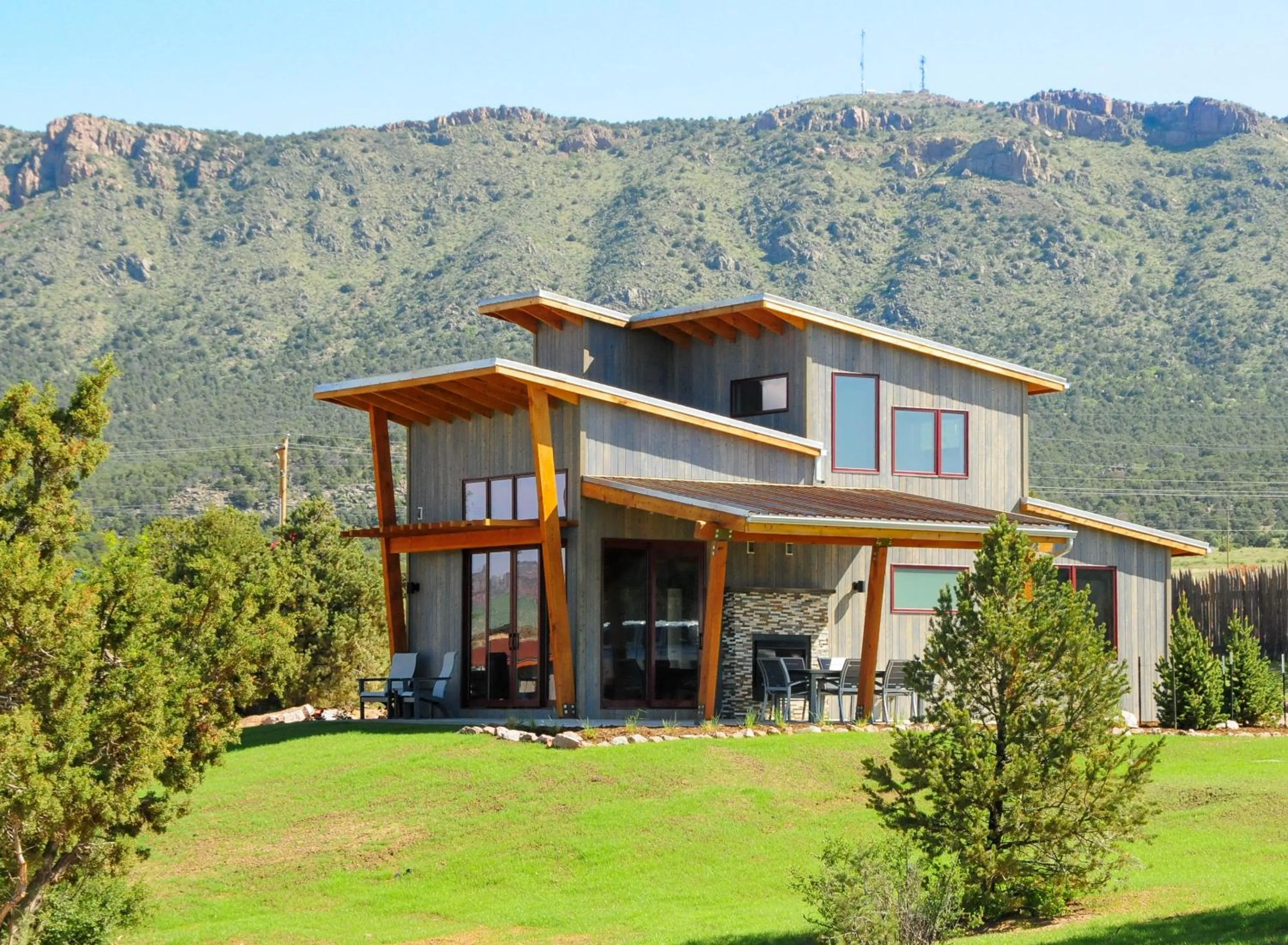 Property building in Royal Gorge Cabins