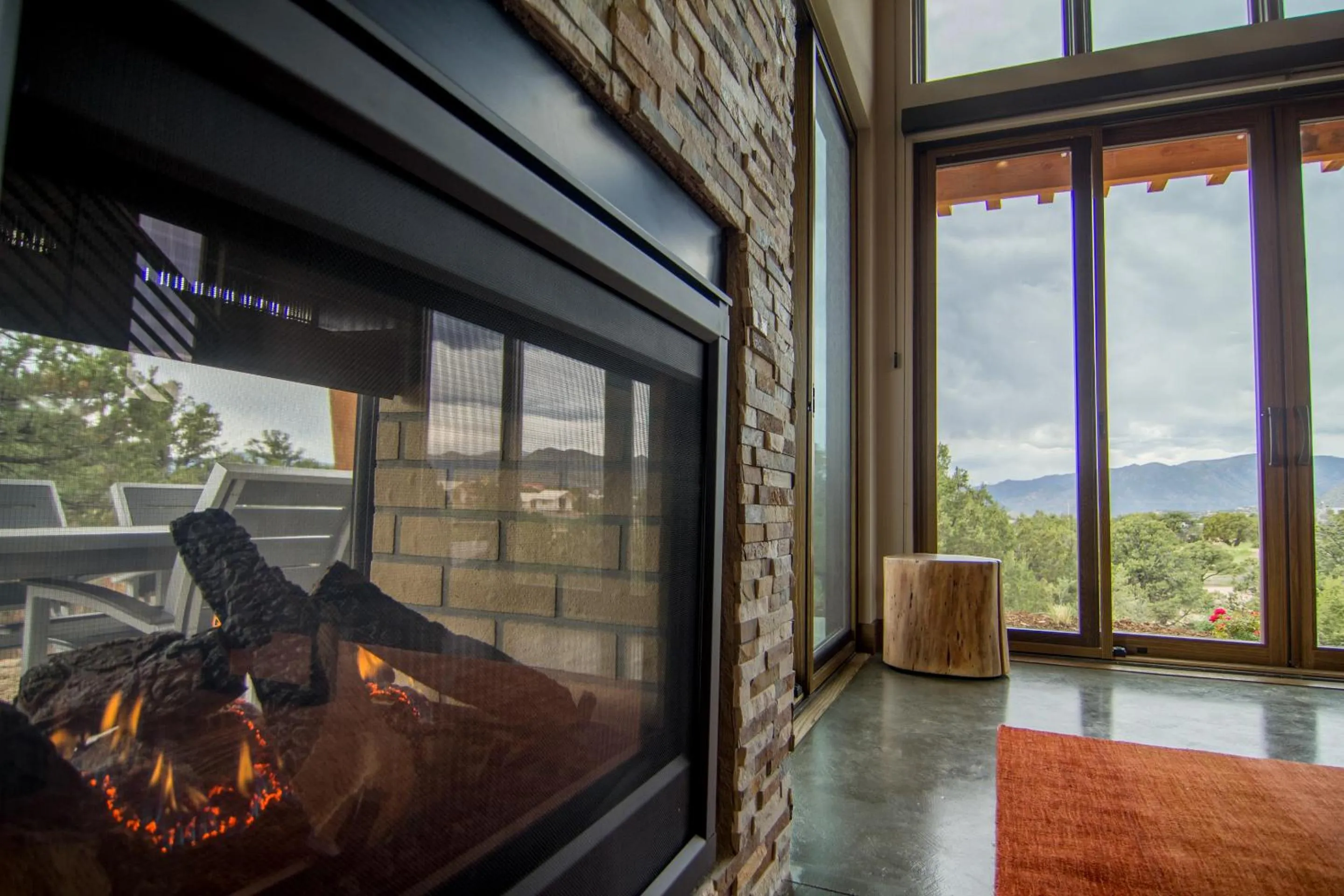 Two-Bedroom Cottage in Royal Gorge Cabins