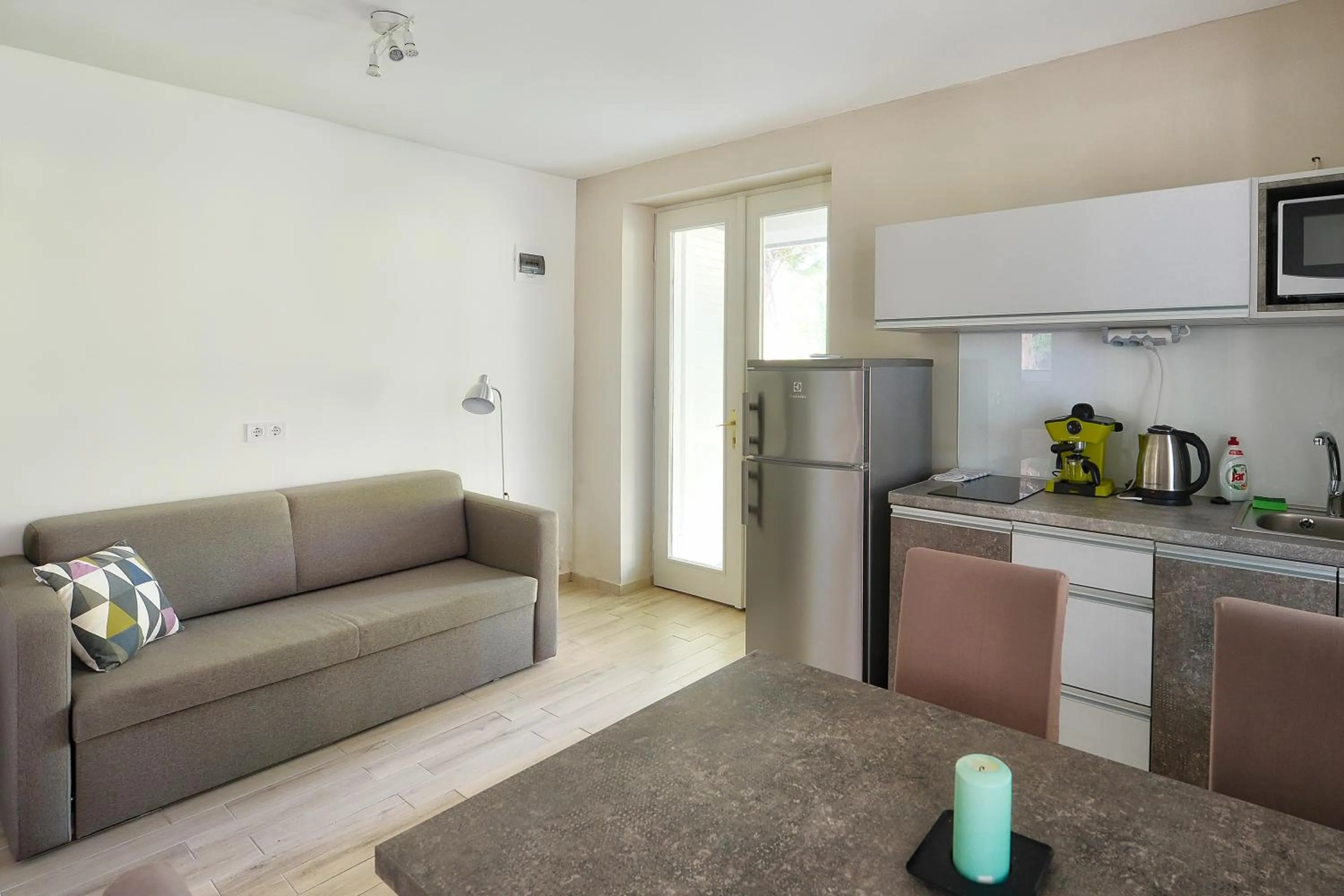 Kitchen or kitchenette in Villa Oliver 3 Siófok