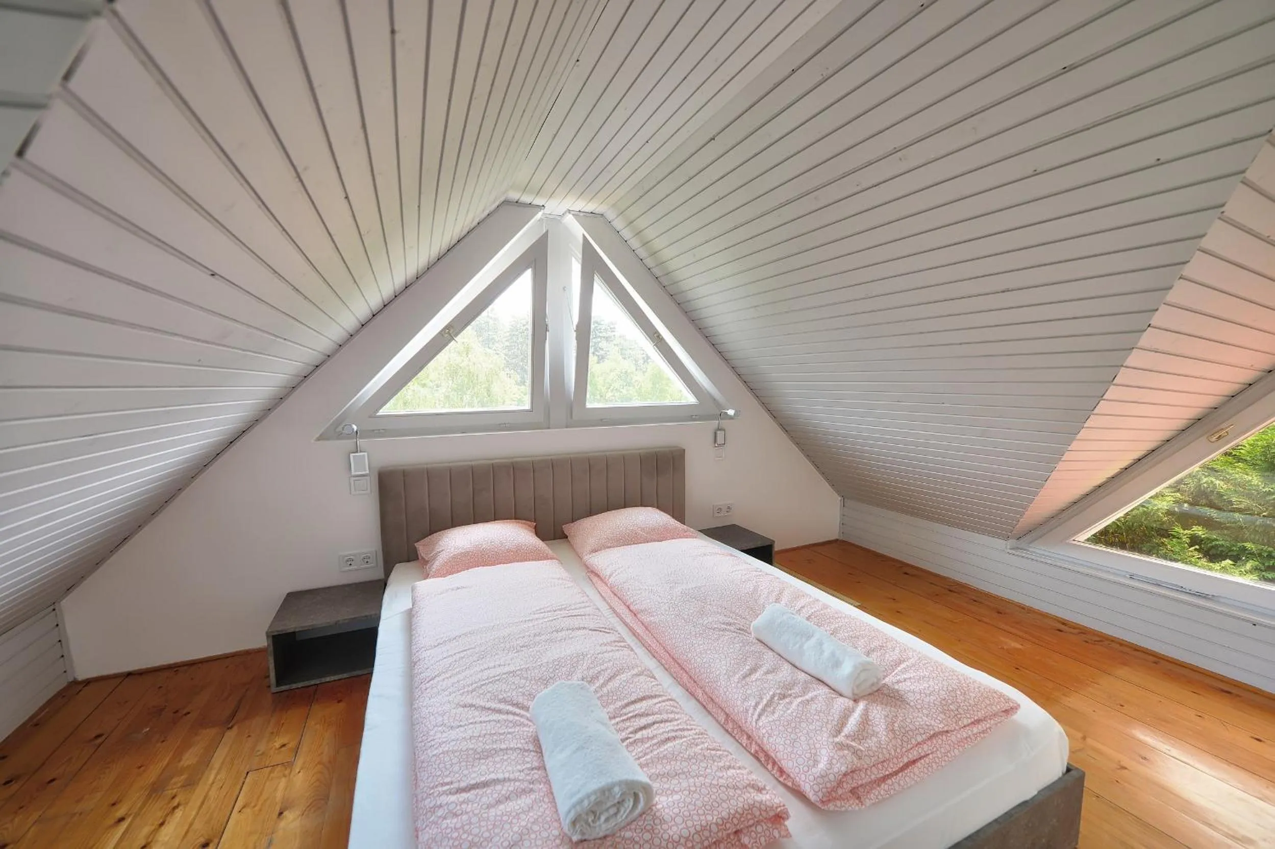 Bedroom, Bed in Villa Oliver 3 Siófok