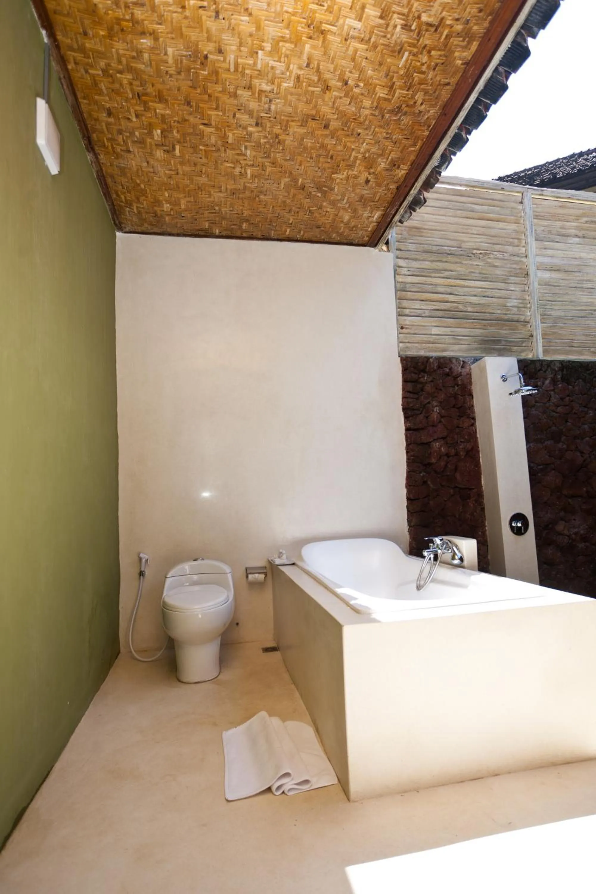 Bathroom in D'Tunjung Resort & Spa