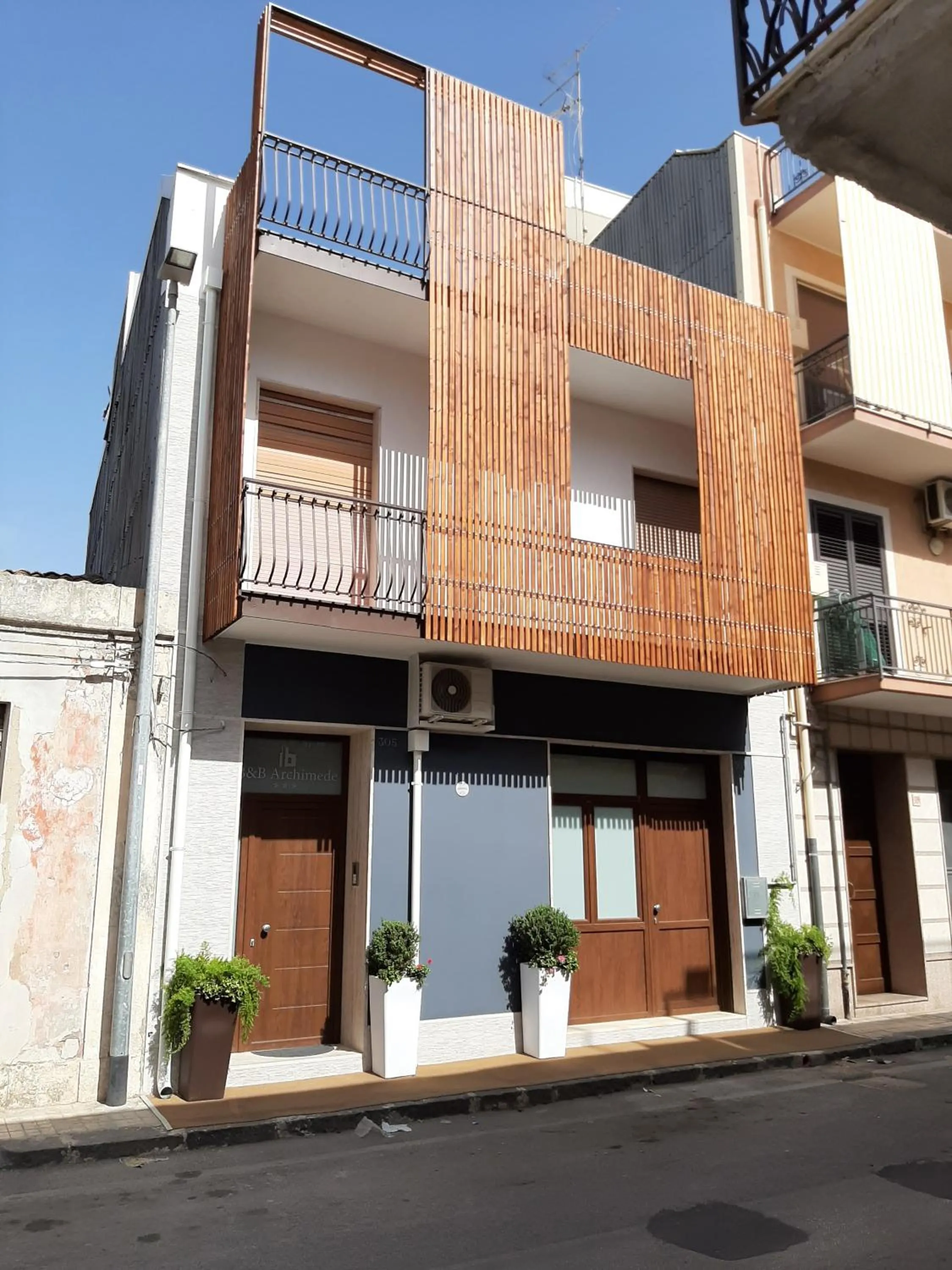 Property building in B&B ARCHIMEDE