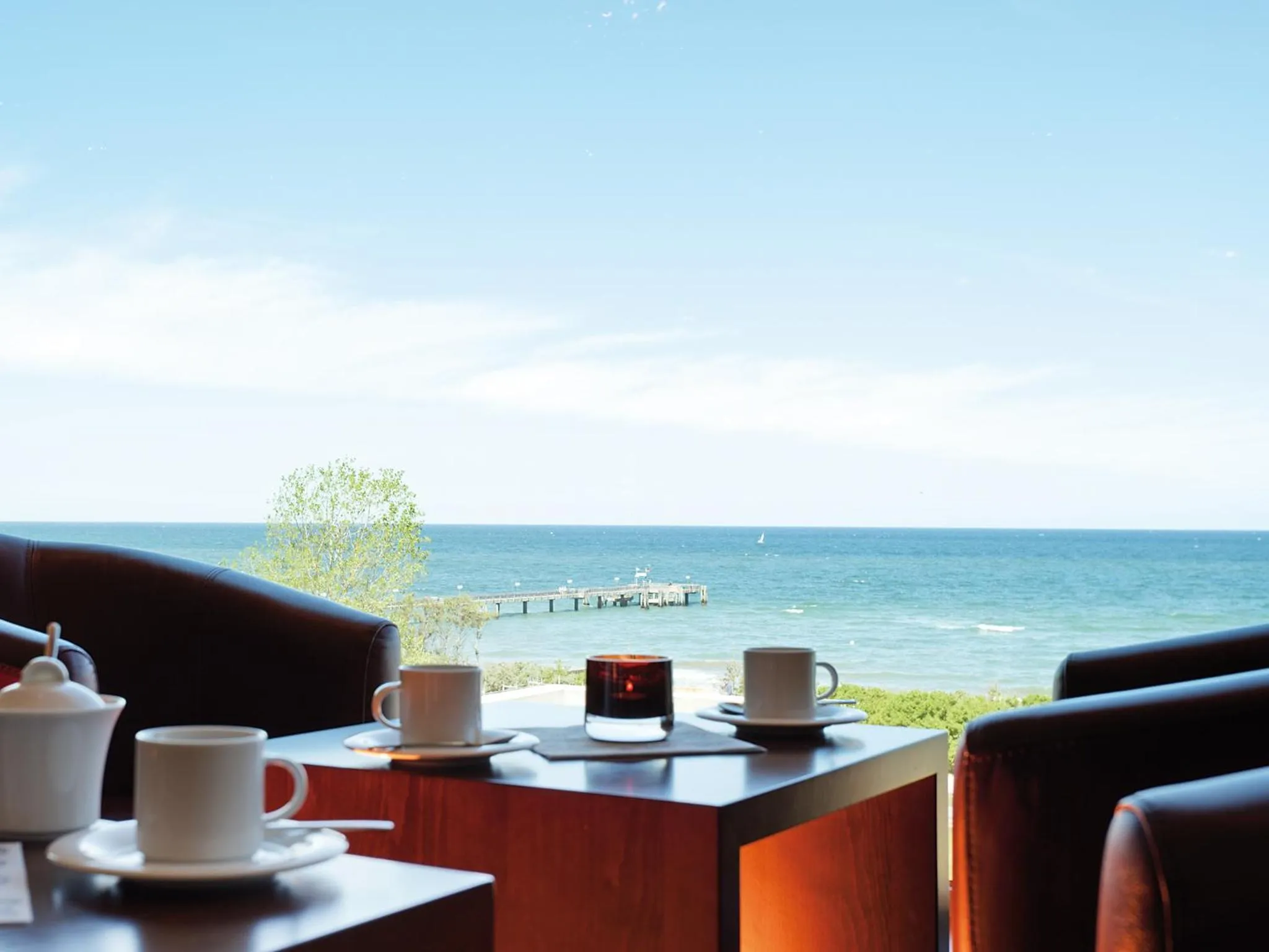 Lounge or bar in Morada Strandhotel Ostseebad Kühlungsborn